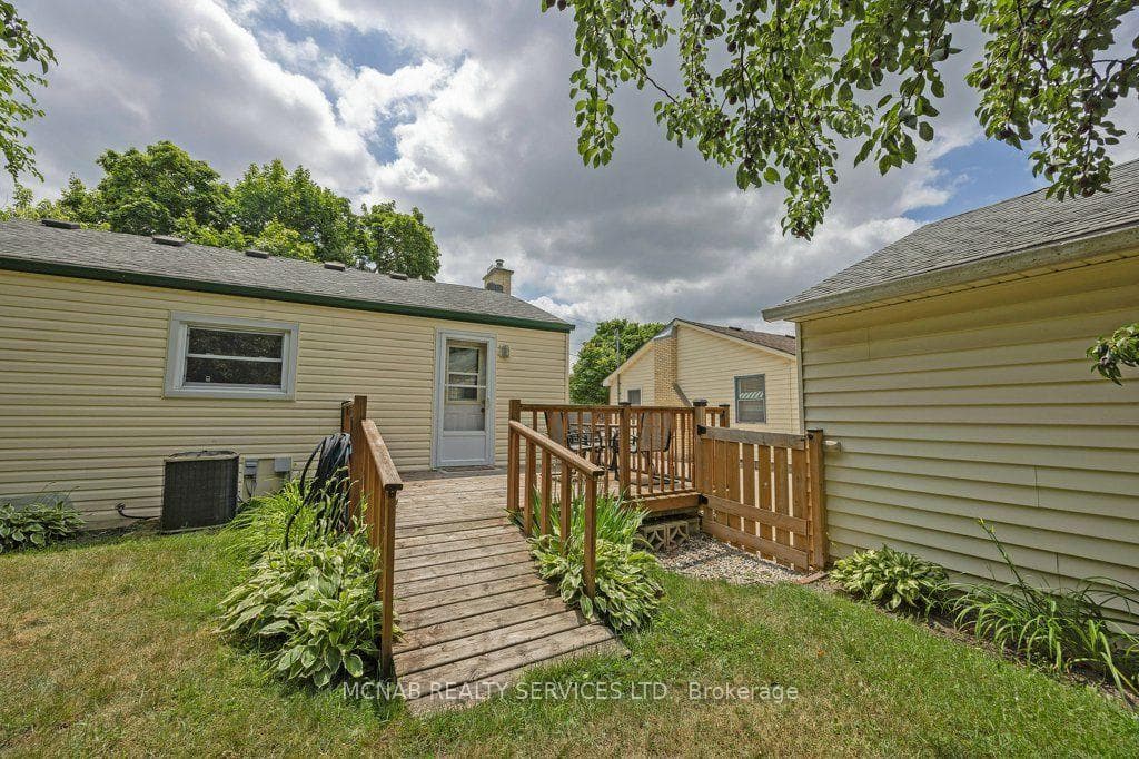 52 Broadway Avenue photo 21