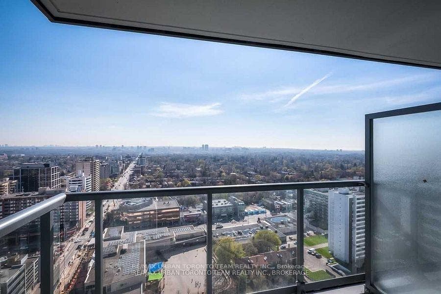 125 Redpath Avenue Unit 2711 photo 7