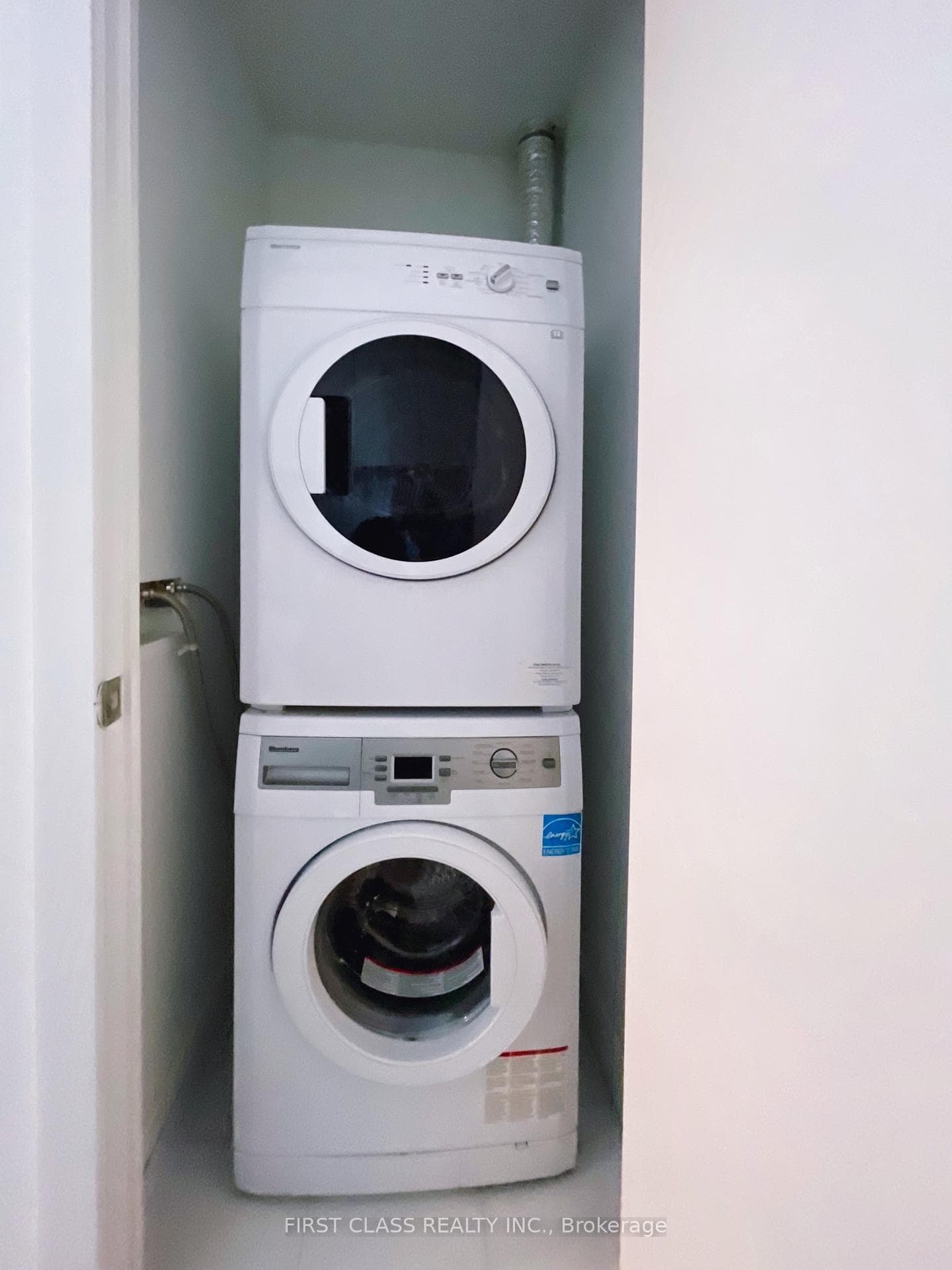 7 Grenville Street Unit 2305 photo 13
