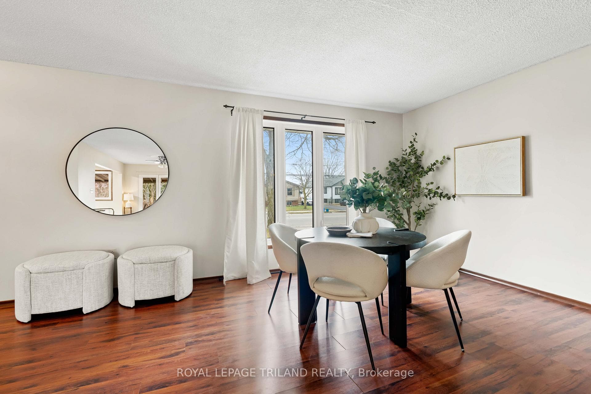 308 John Street photo 9
