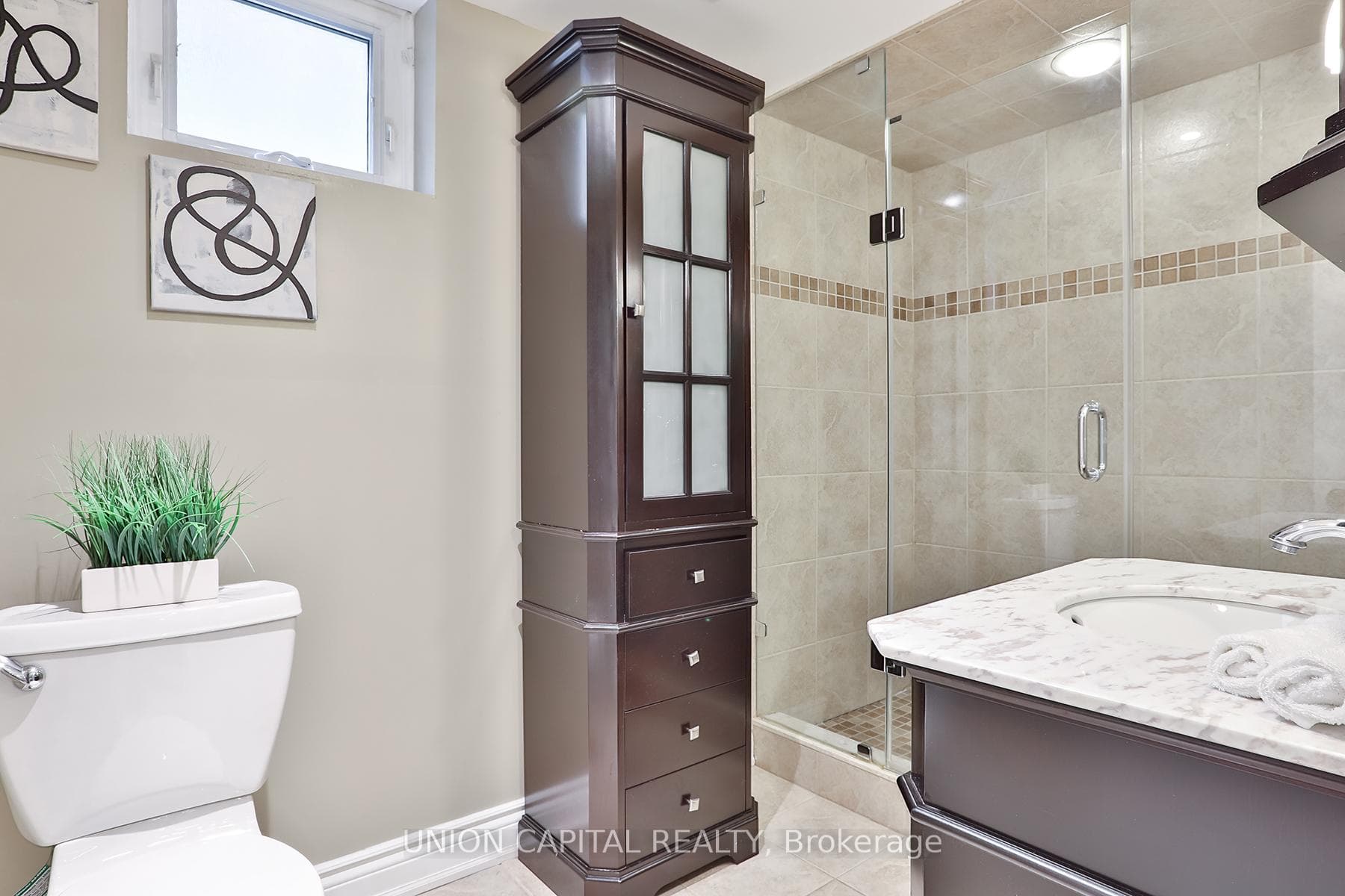 12 Firthway Court photo 32