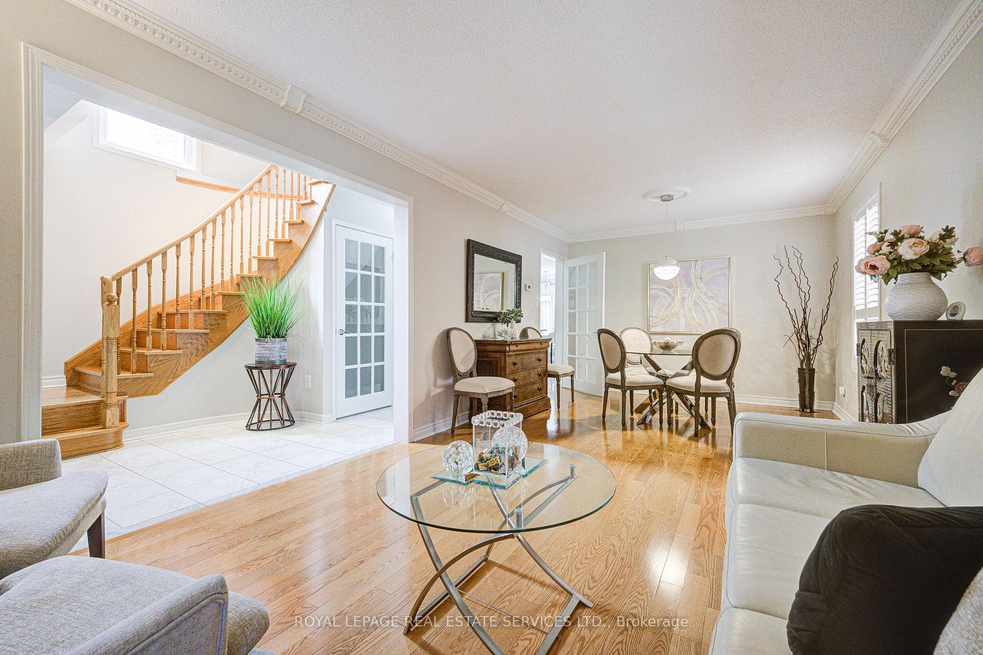 5726 Tayside Crescent photo 7