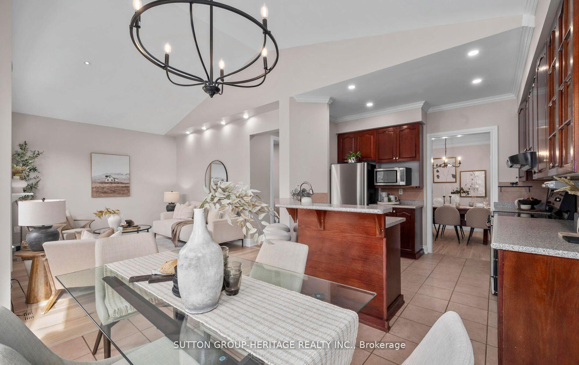 1776 Autumn Crescent photo 15