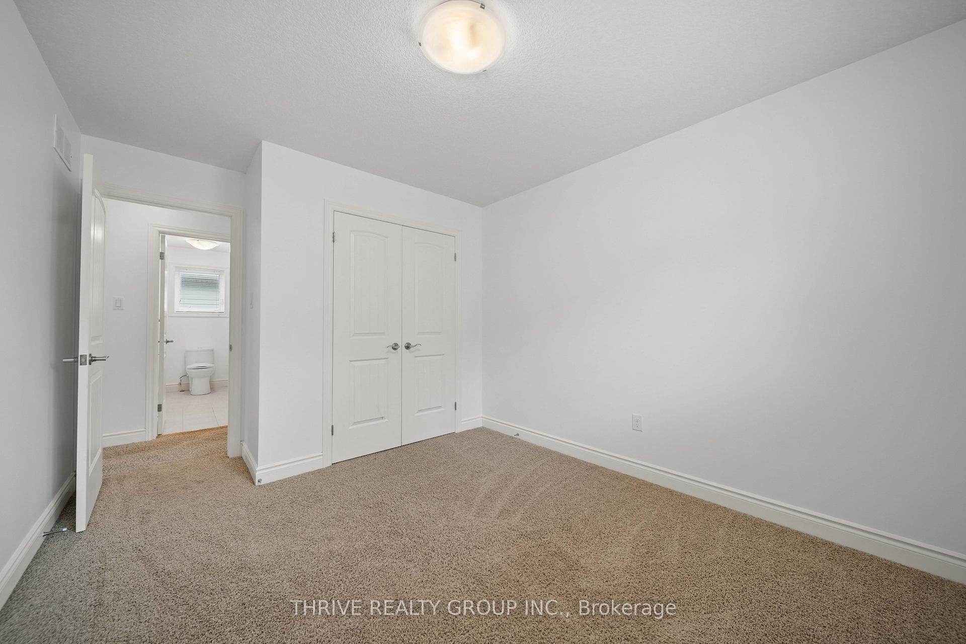 665 Tennent Avenue photo 22