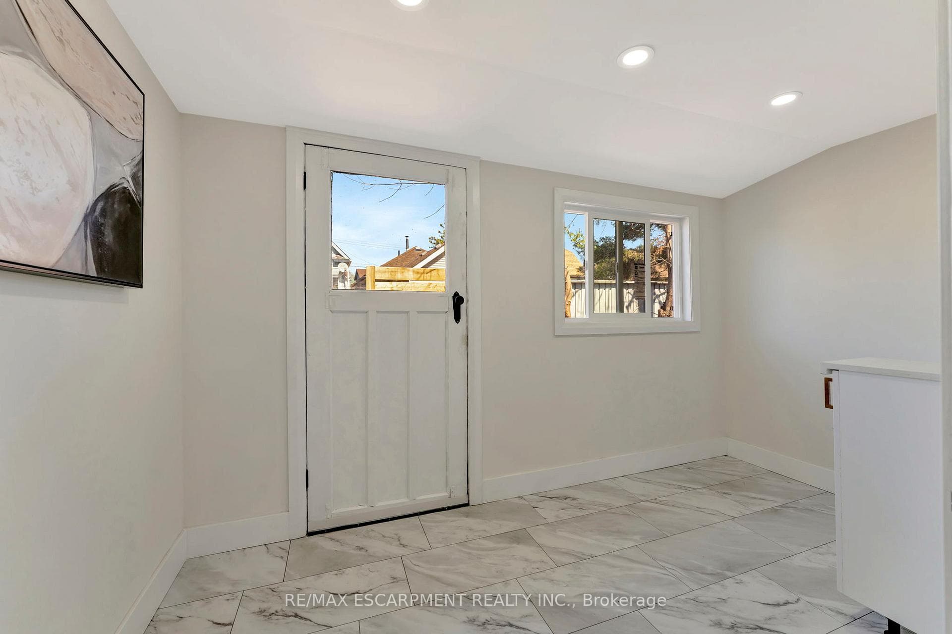 24 Carlisle Street photo 15
