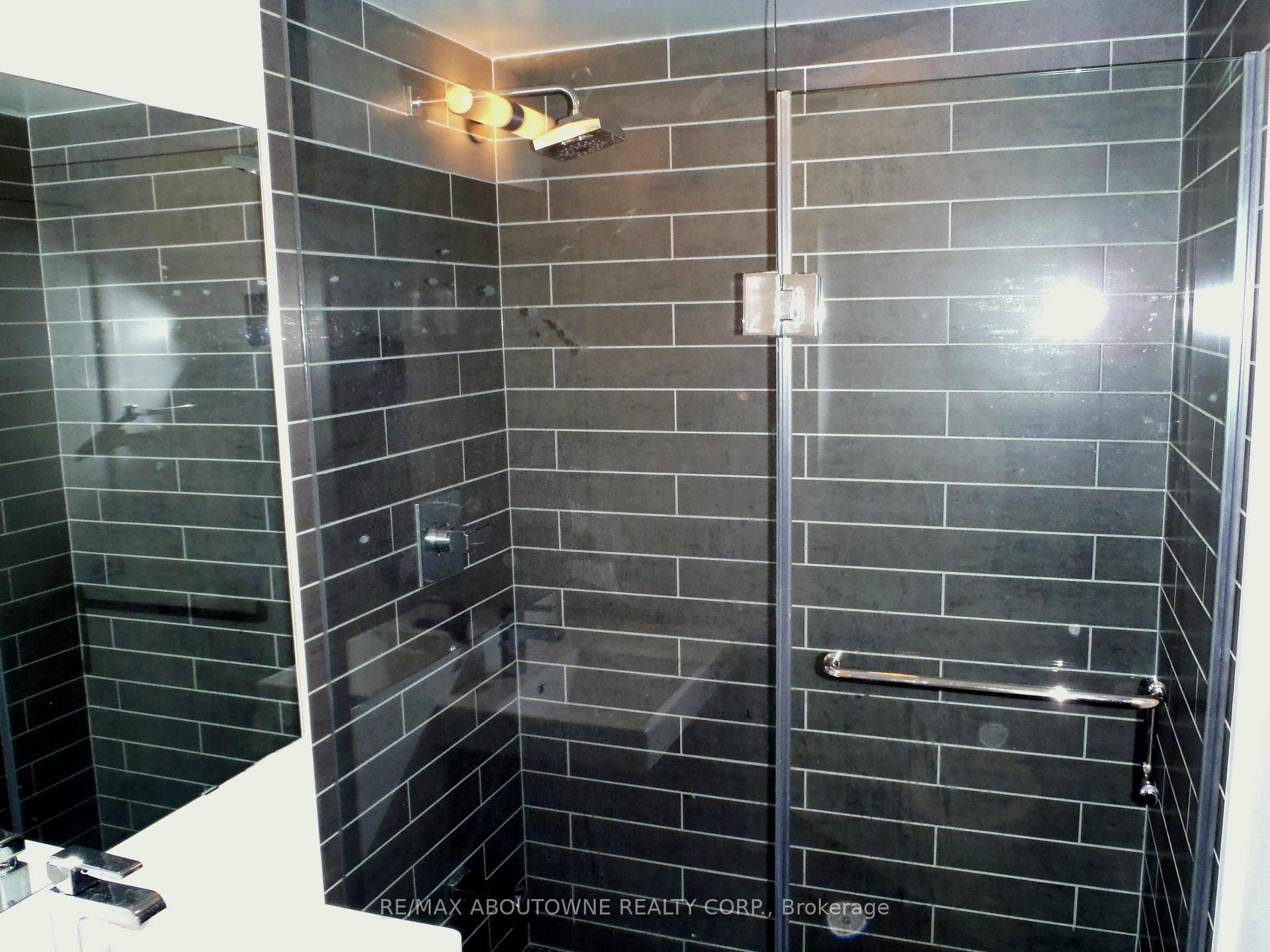 478 King Street Unit 1013 photo 13