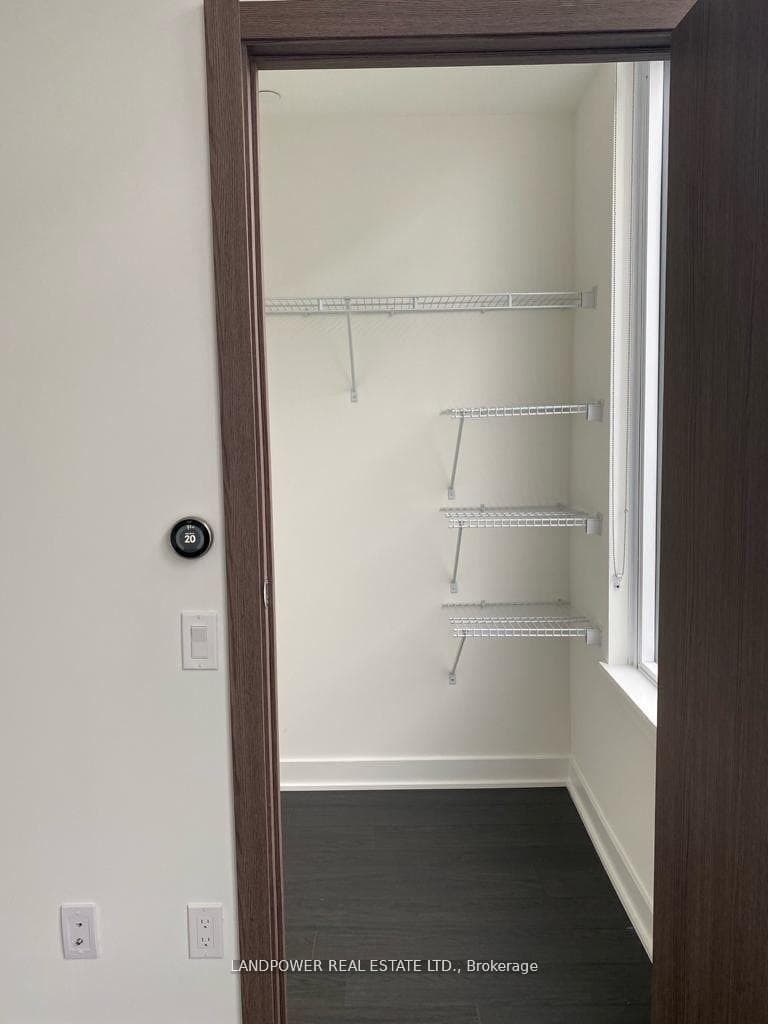 19 Bathurst Street Unit 3912 photo 11