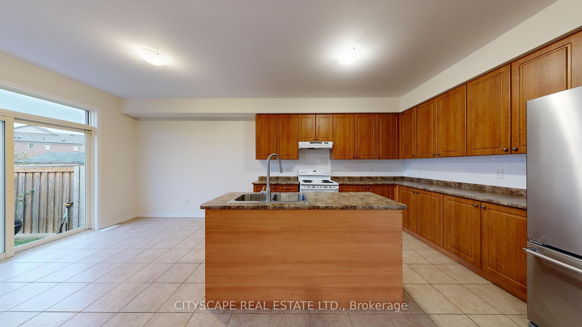 4 Hadleigh Way photo 18