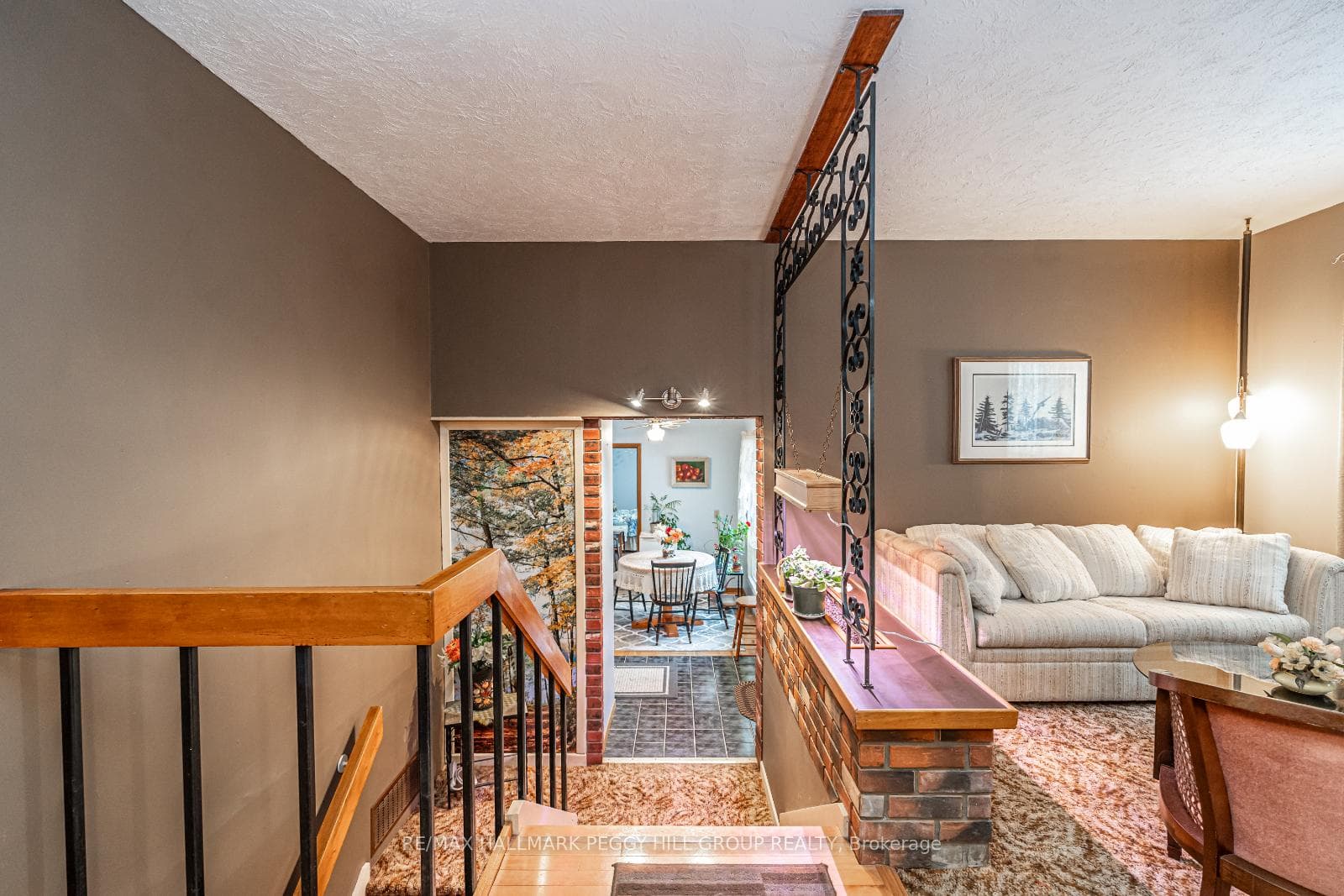 1859 McLeod Drive photo 6