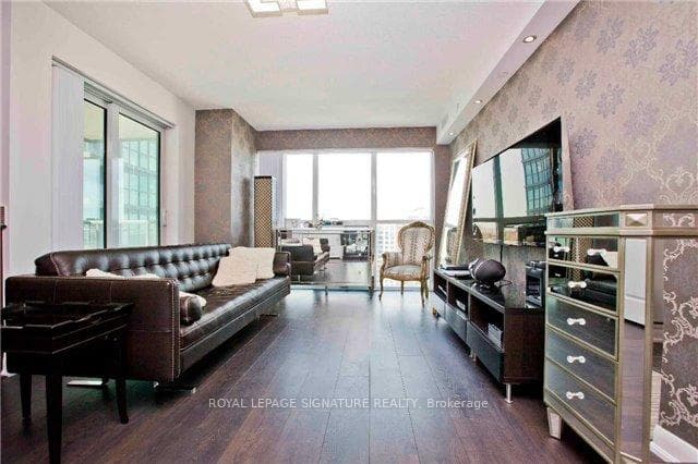 5168 Yonge Street Unit 1703 photo 7