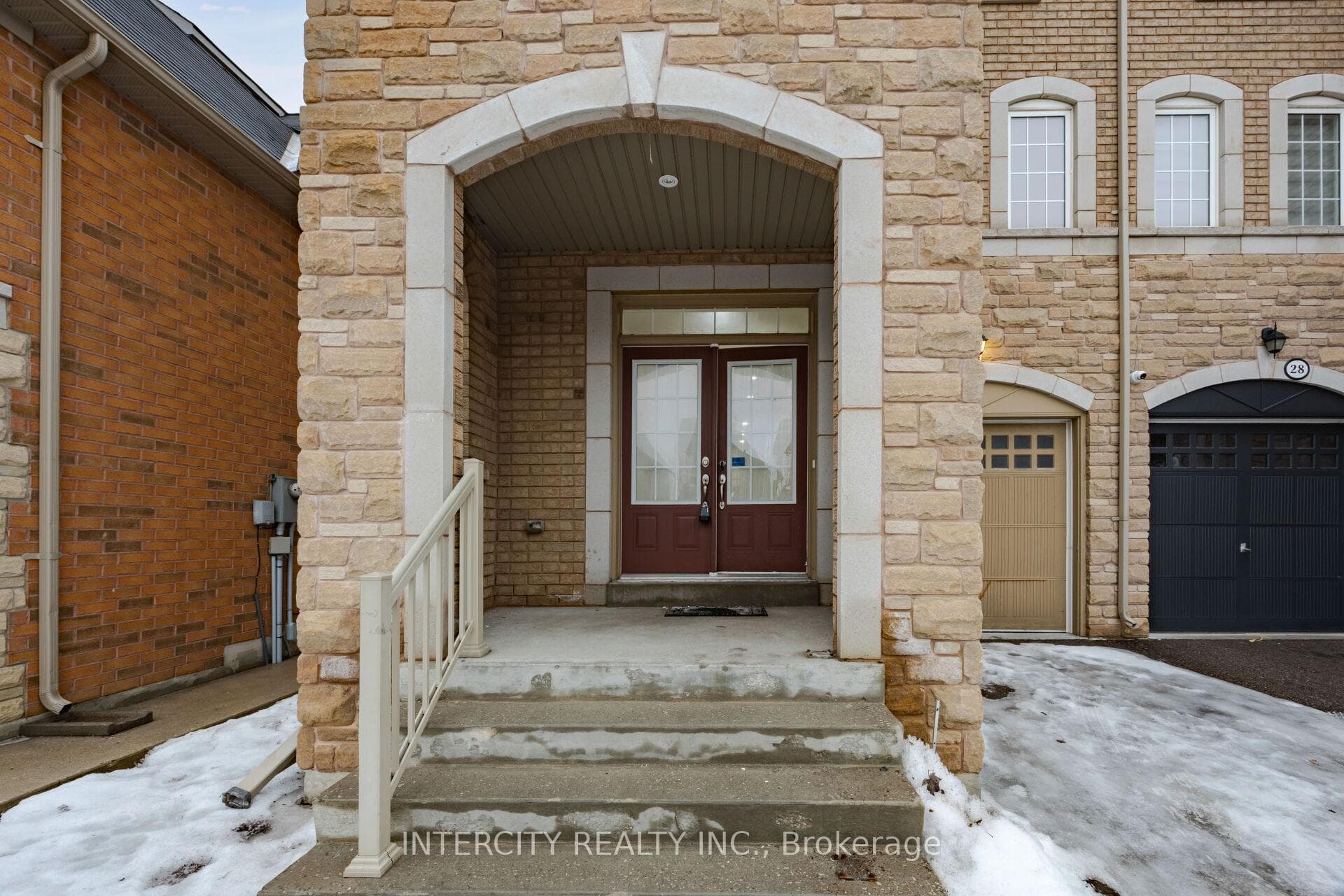 26 Sussexvale Drive photo 4