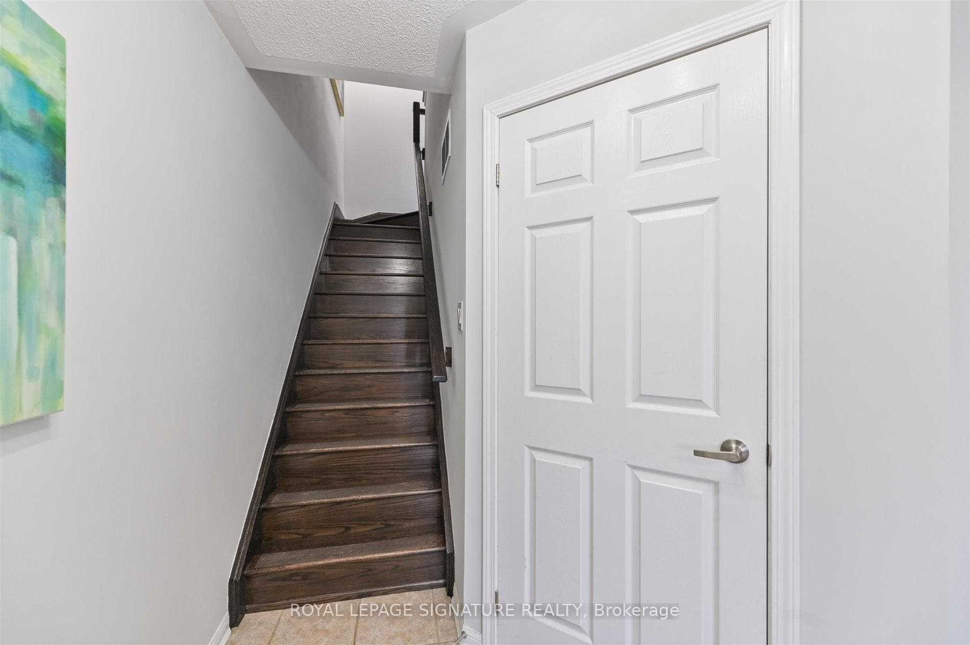 884 Brassard Circle photo 10