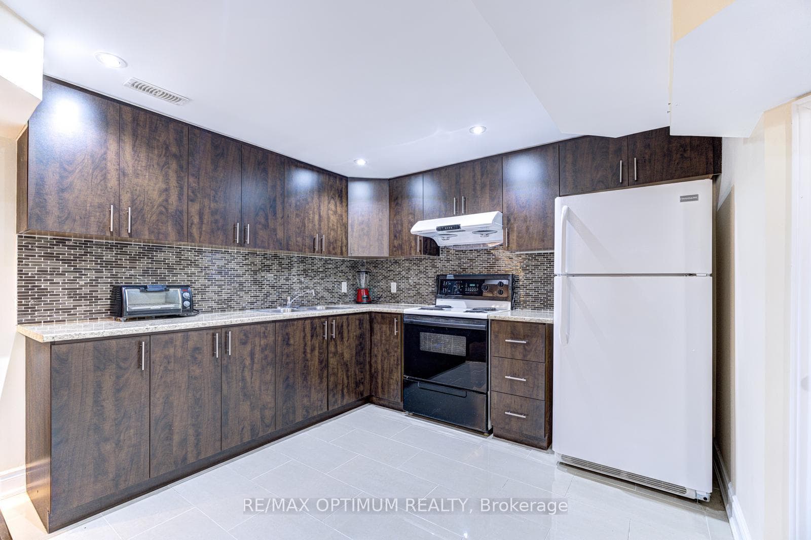 1466 Willowvale Gardens photo 42