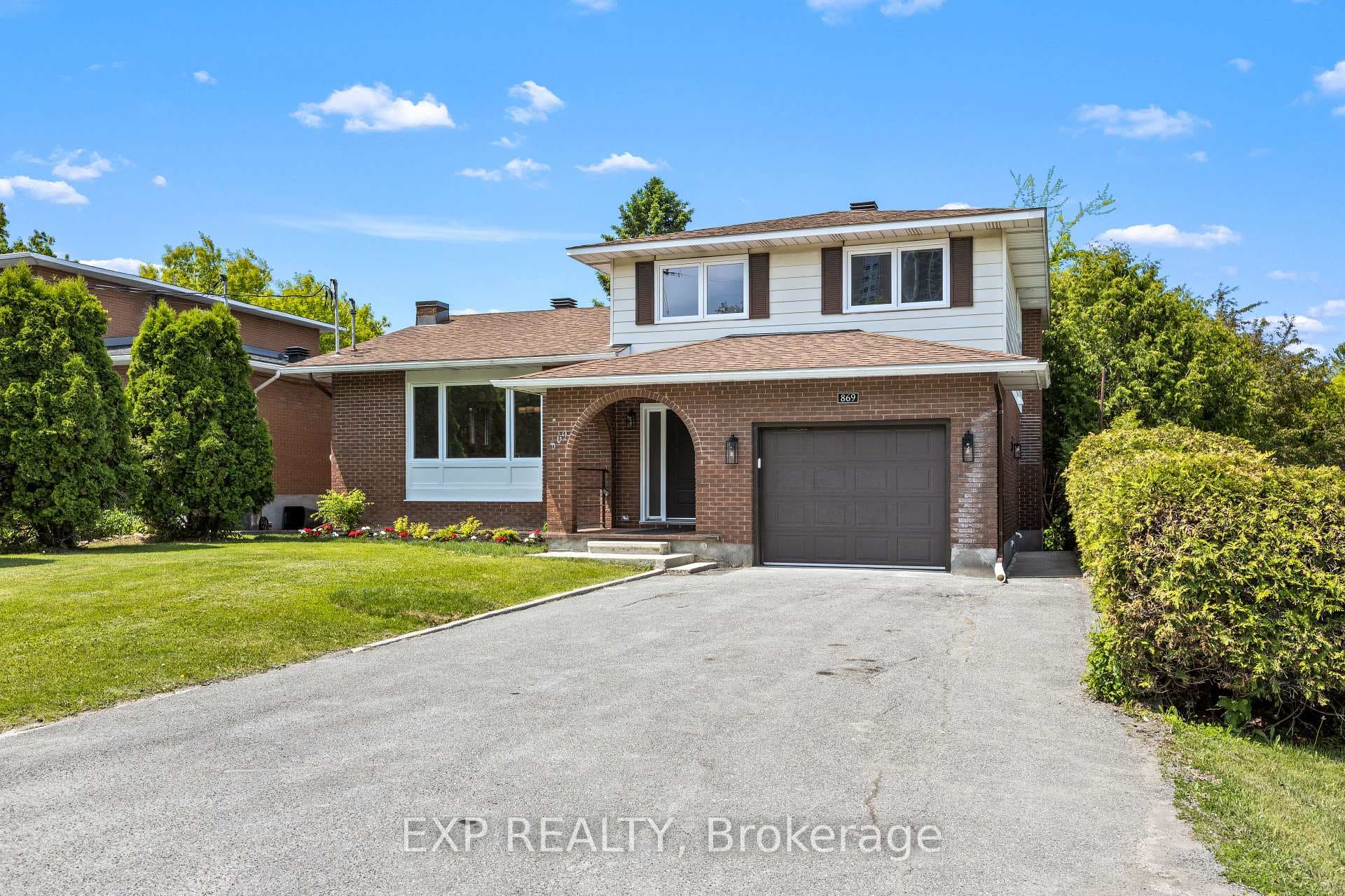 869 Maryland Avenue photo 2