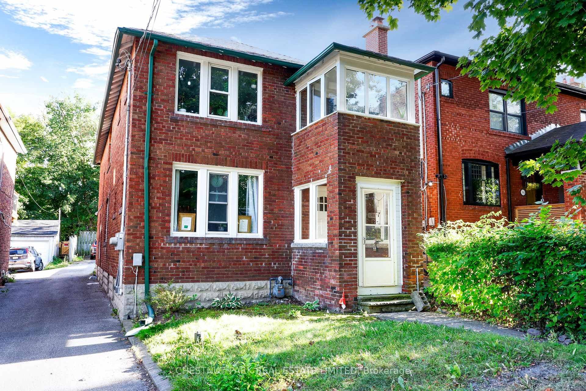 191 Castlefield Avenue photo 1