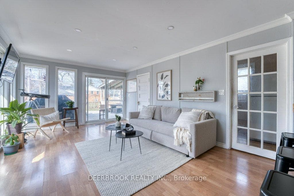 720 Cartier Drive photo 14