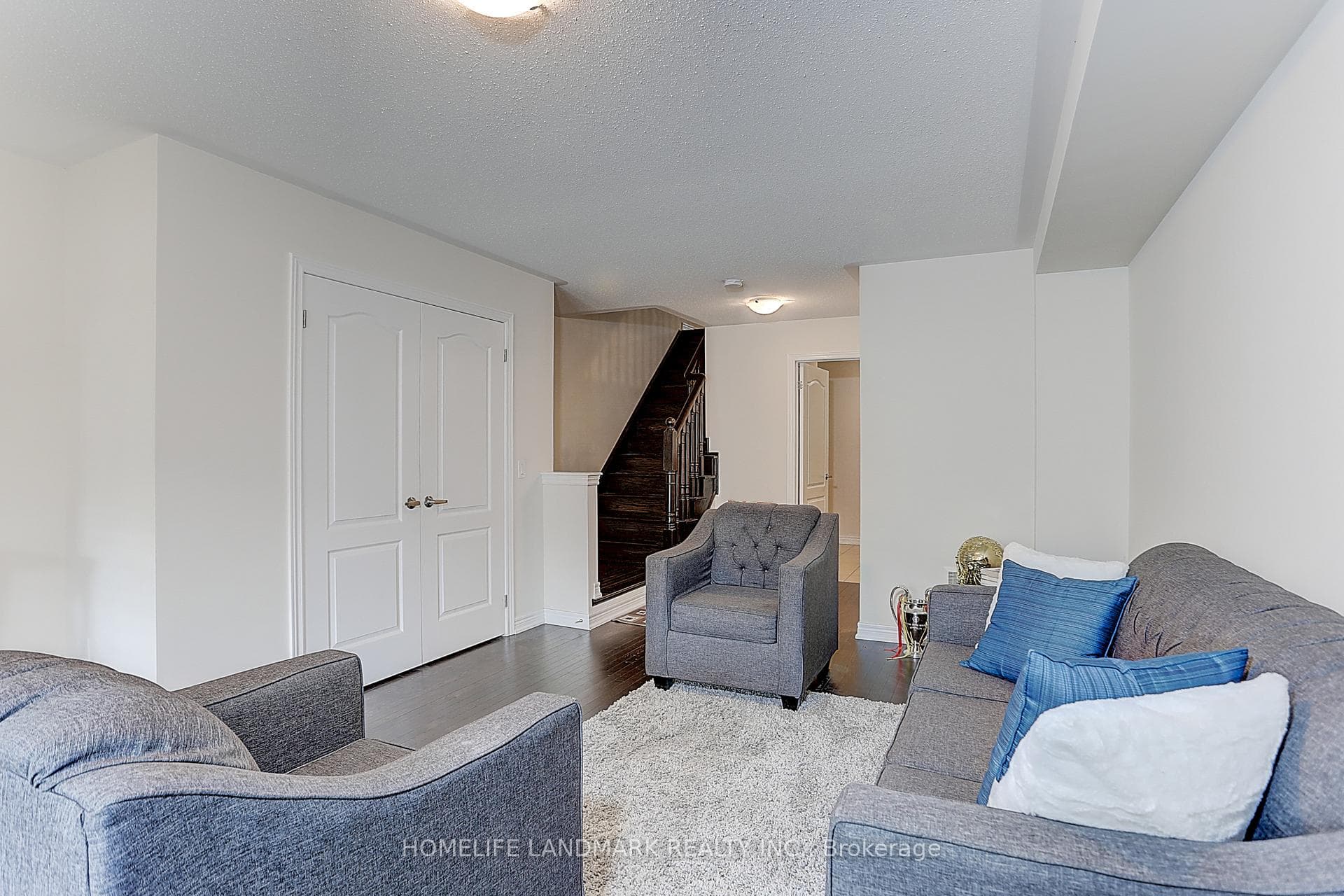209 Inspire Boulevard photo 4