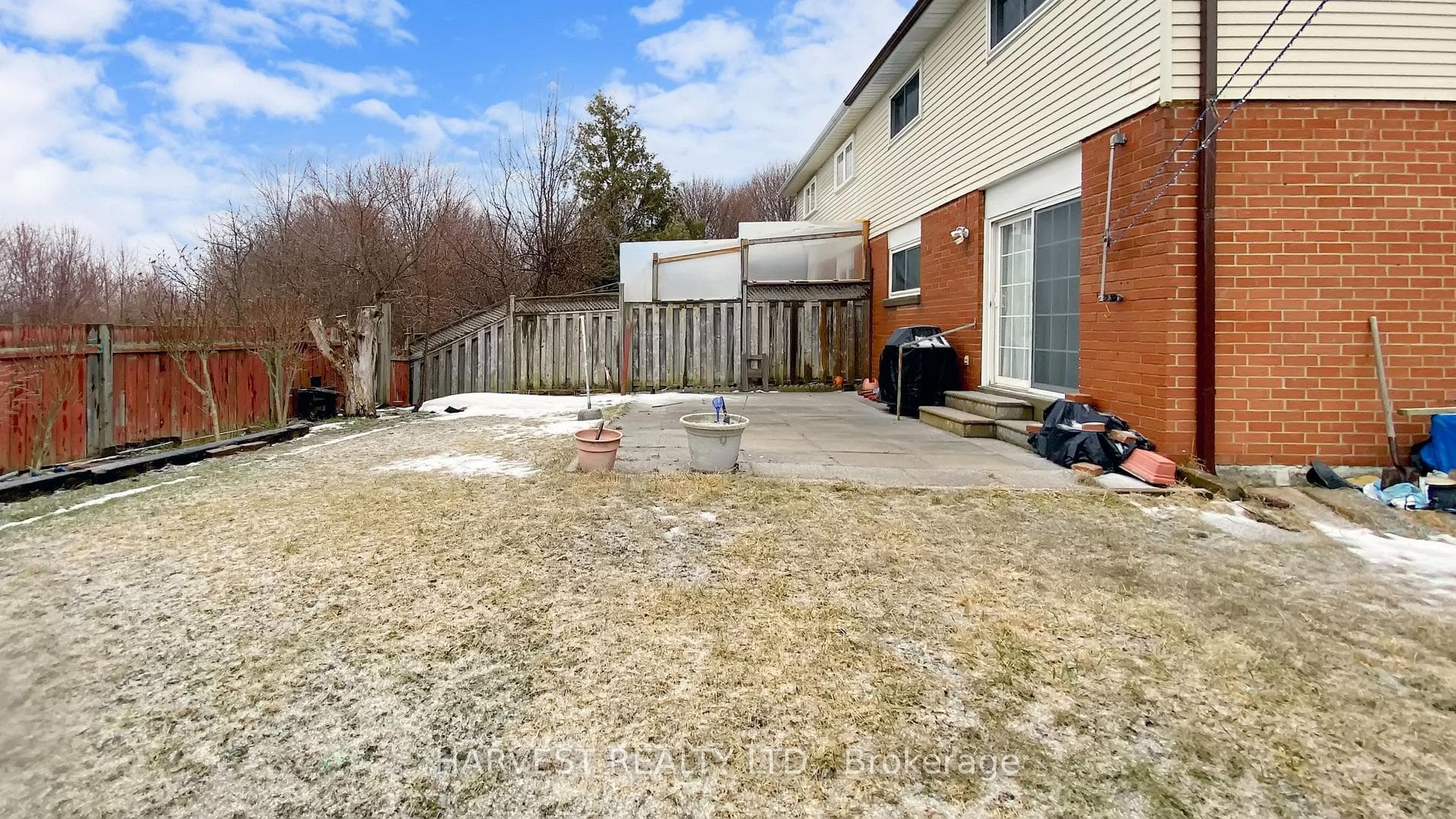 Large backyard for family gatherings
