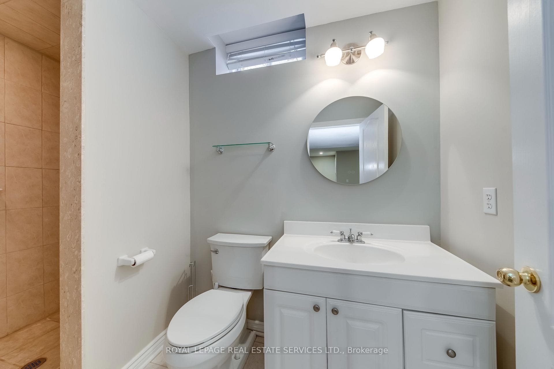 2467 Chaplin Road photo 47