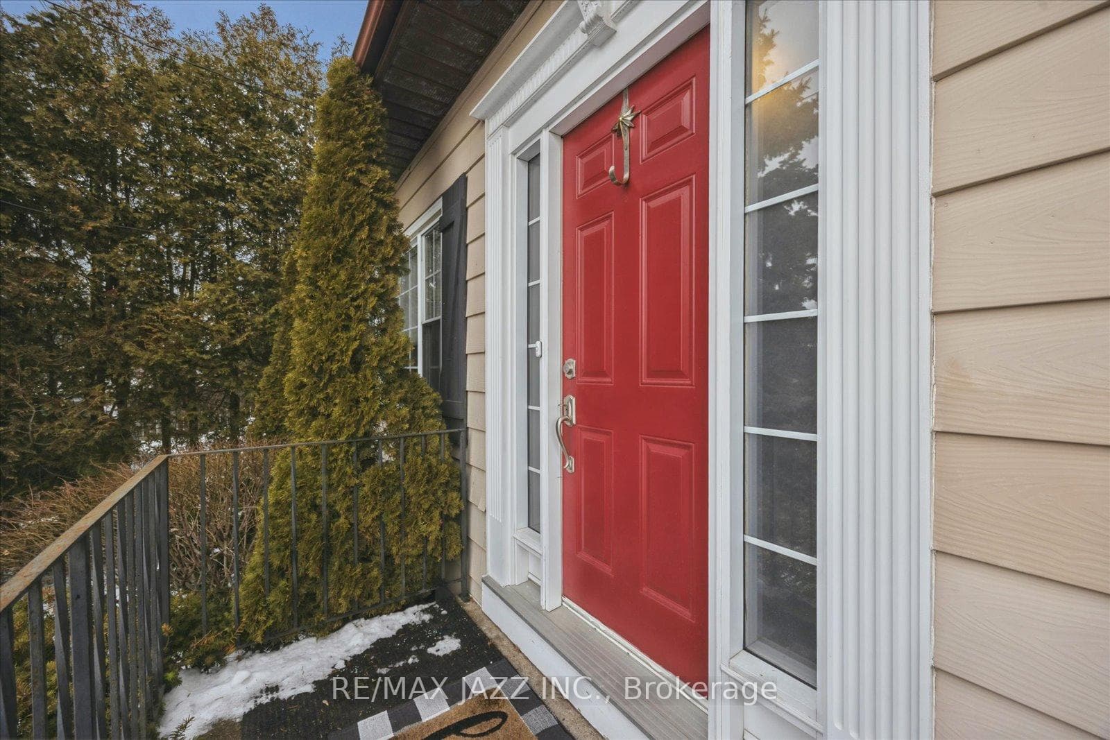 1633 Charles Street photo 3