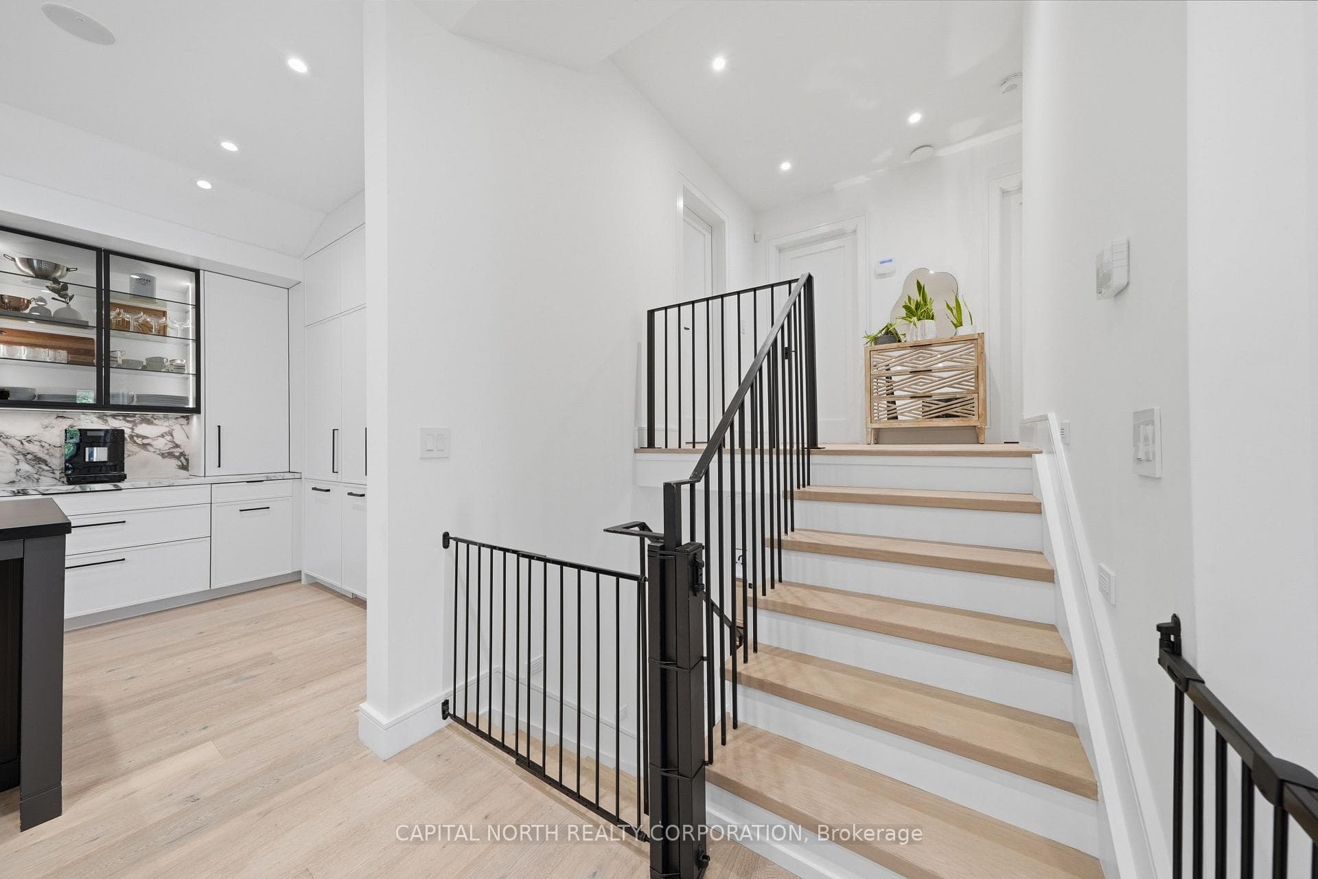 111 Norman Drive photo 15
