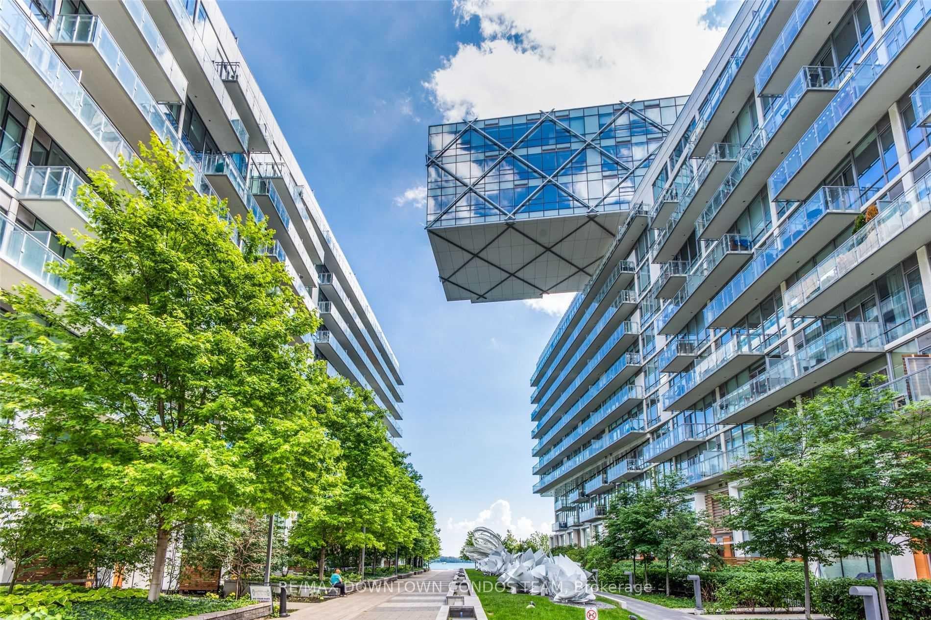 15 Queens Quay Unit 511 photo 11