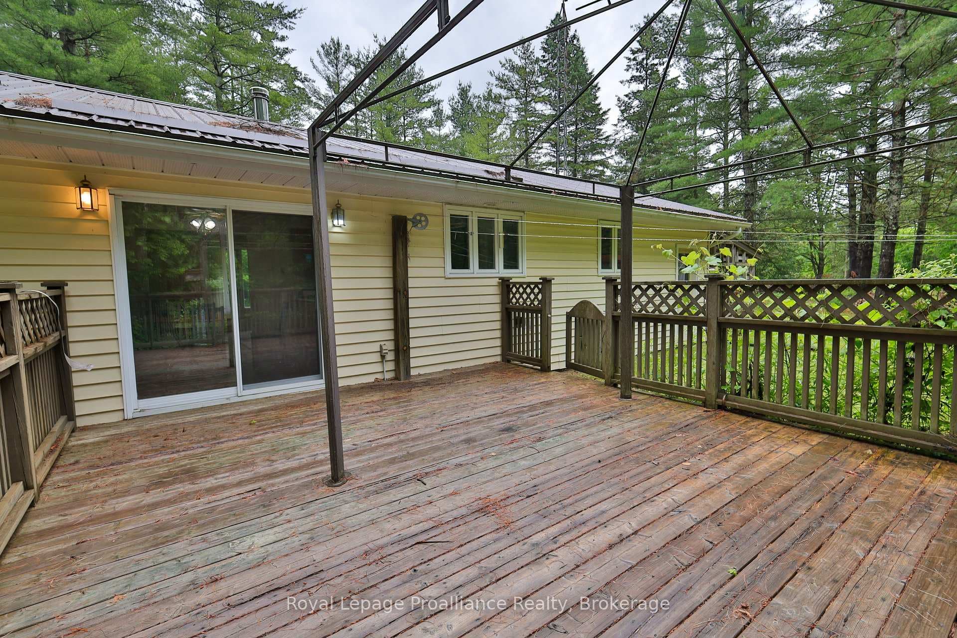 5001 Stirling-Marmora Road photo 43