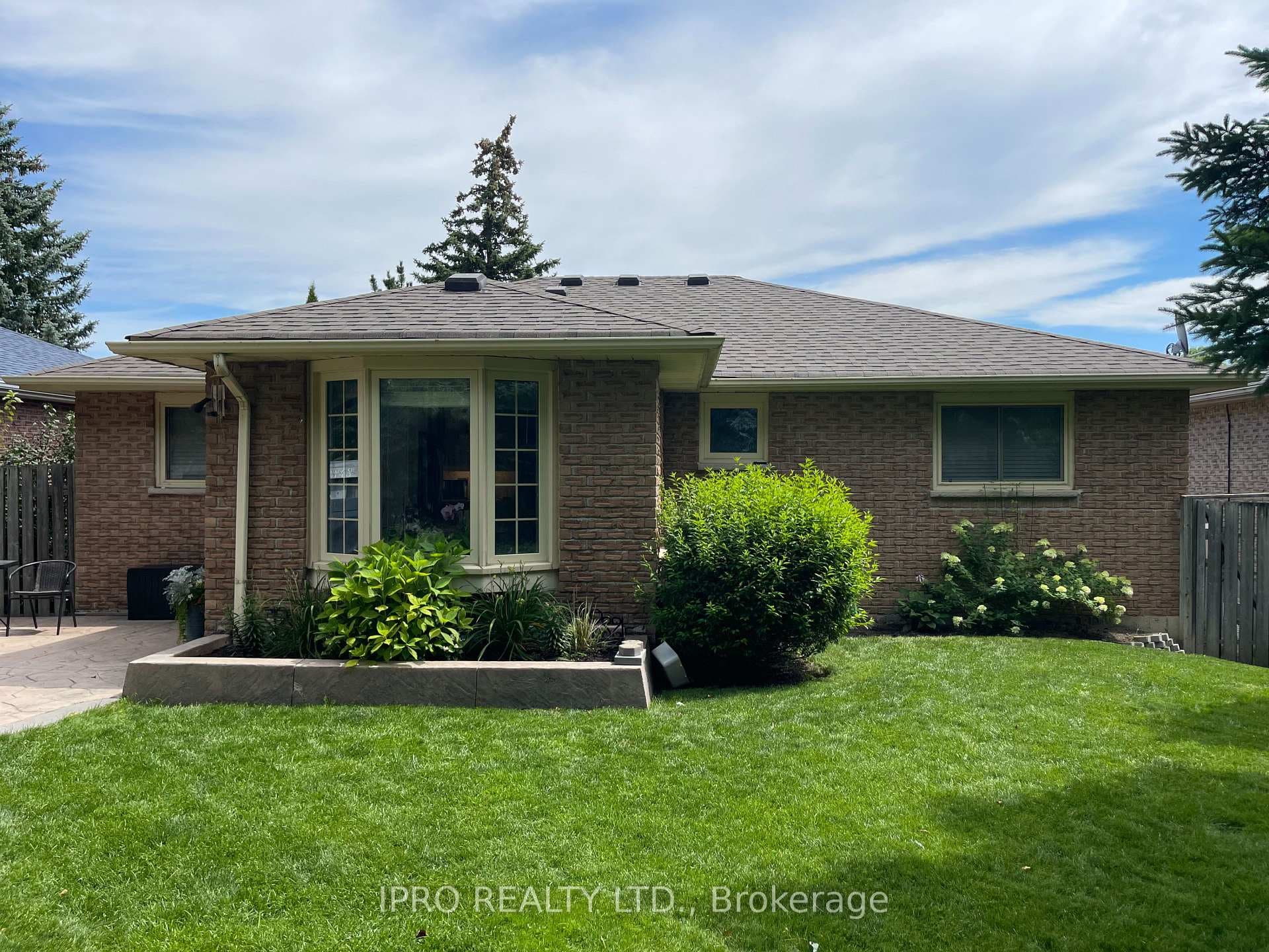 188 Melbourne Drive photo 29