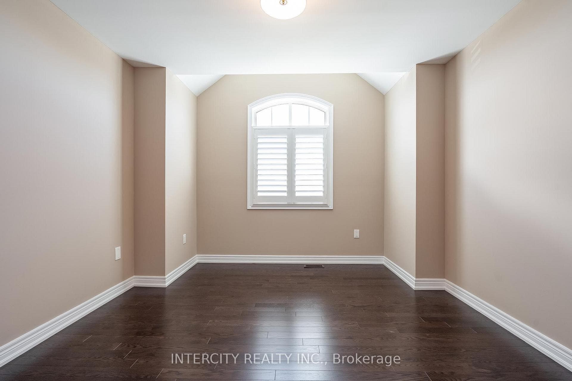 6 Flay Court photo 29