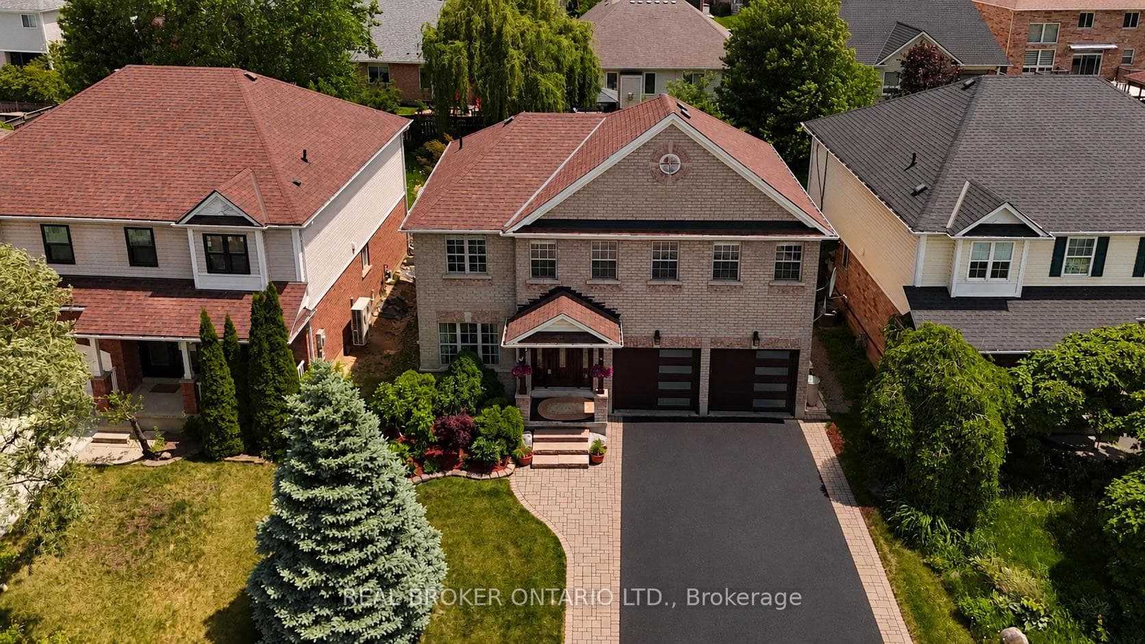 135 Blackburn Drive photo 45