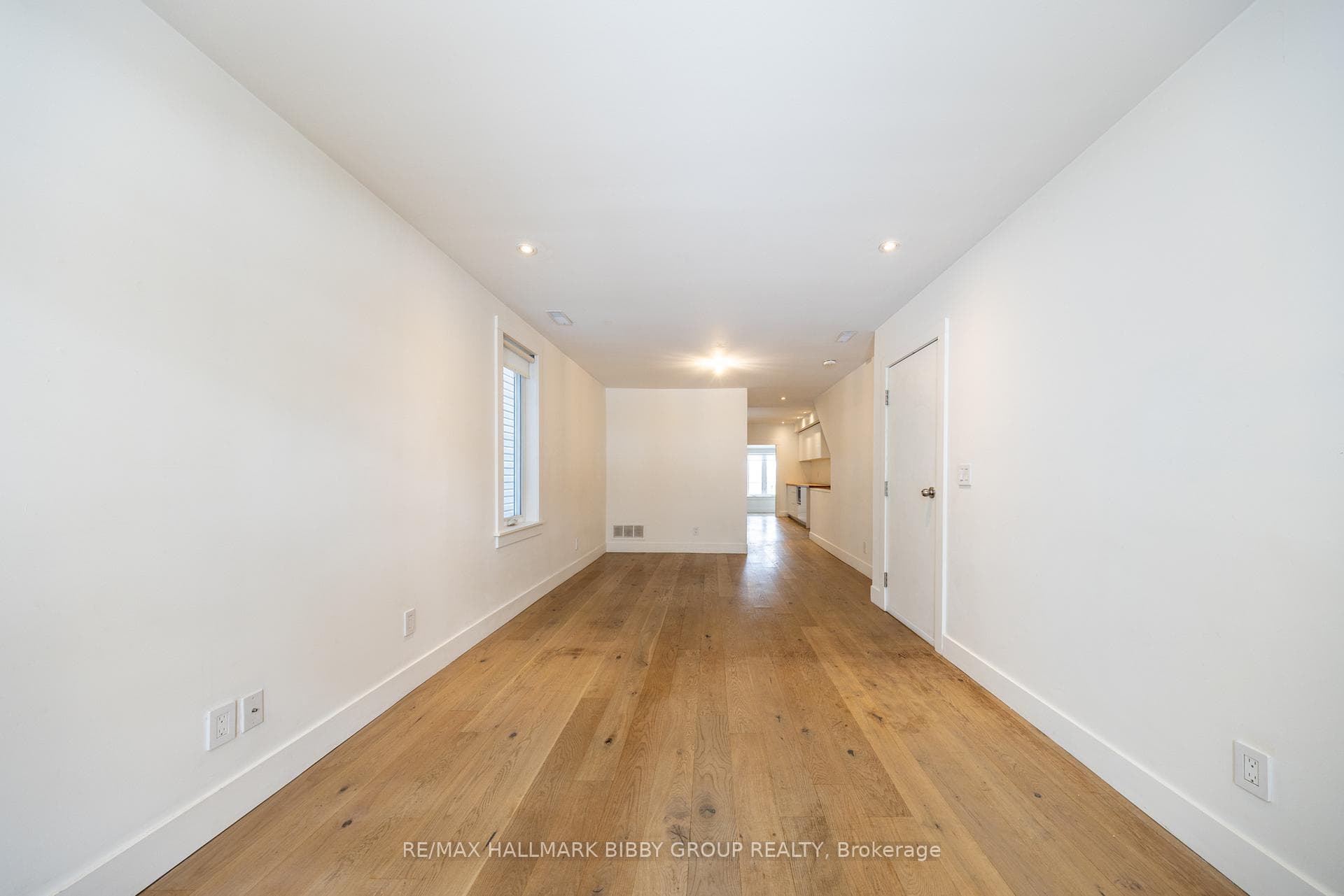 310 Pape Avenue Unit Main & Lower photo 8