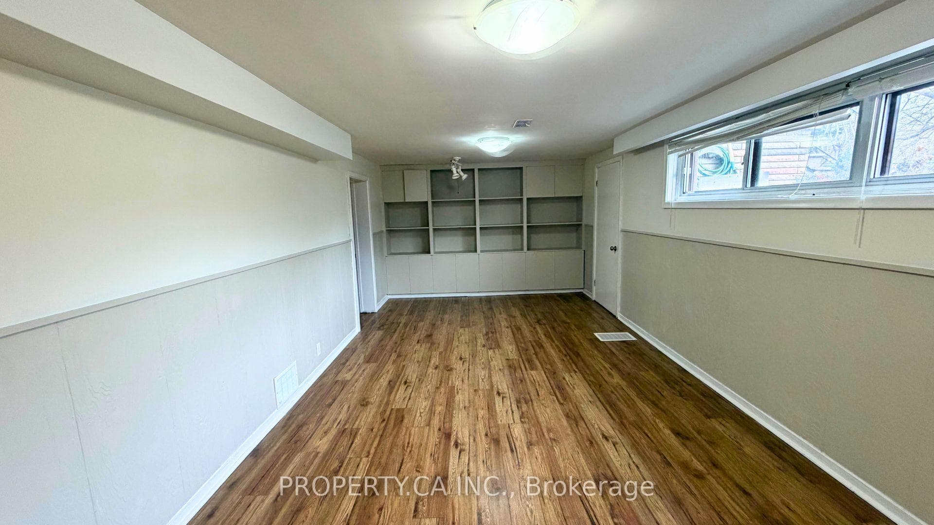 46 Hove Street Unit Lower Level photo 9