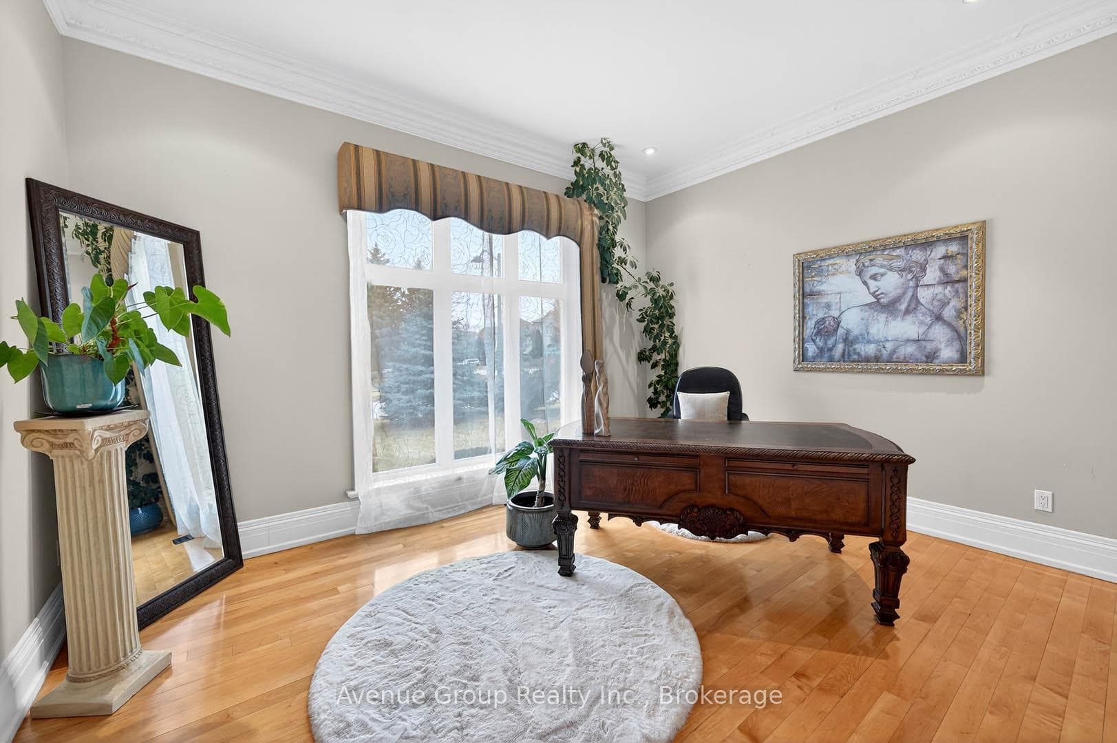 7 Longview Crescent photo 9