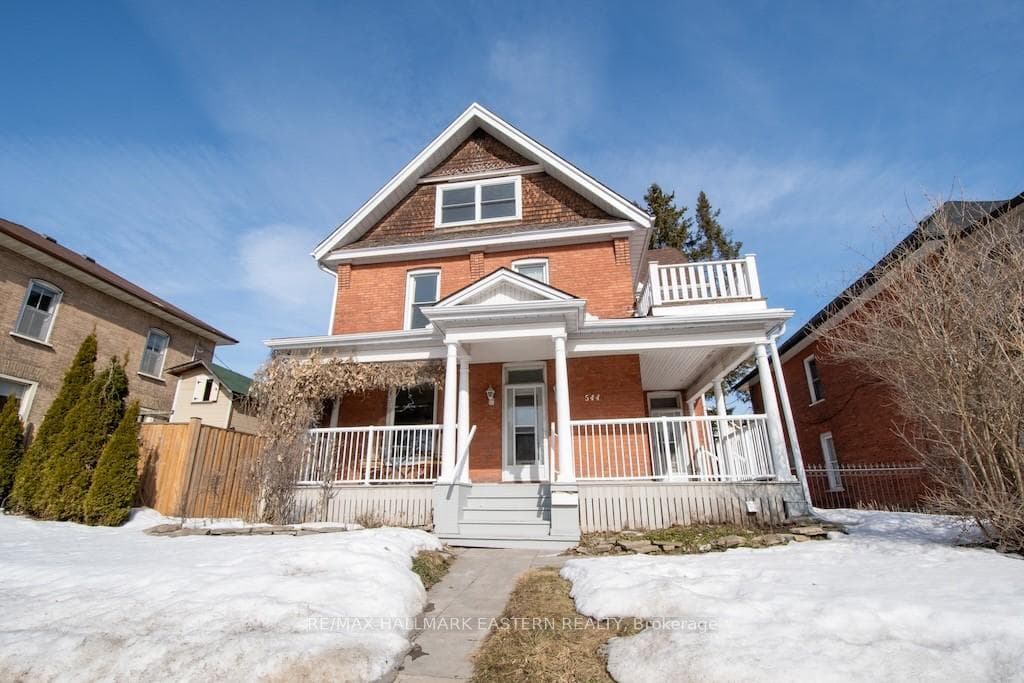 544 Charlotte Street photo 1