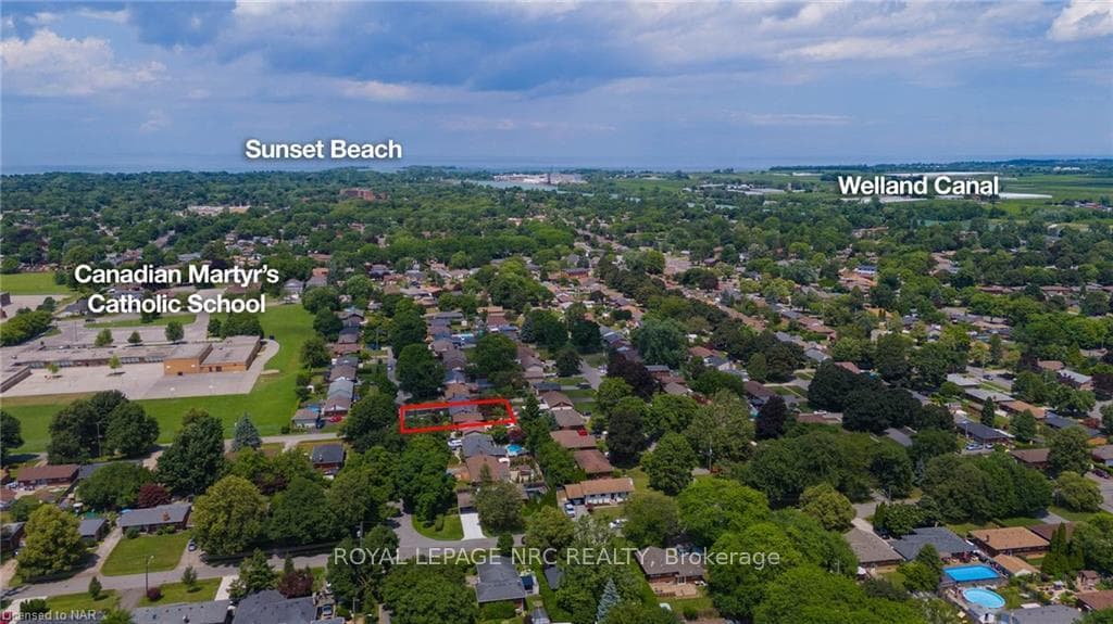 80 ROYAL MANOR DR Drive photo 47