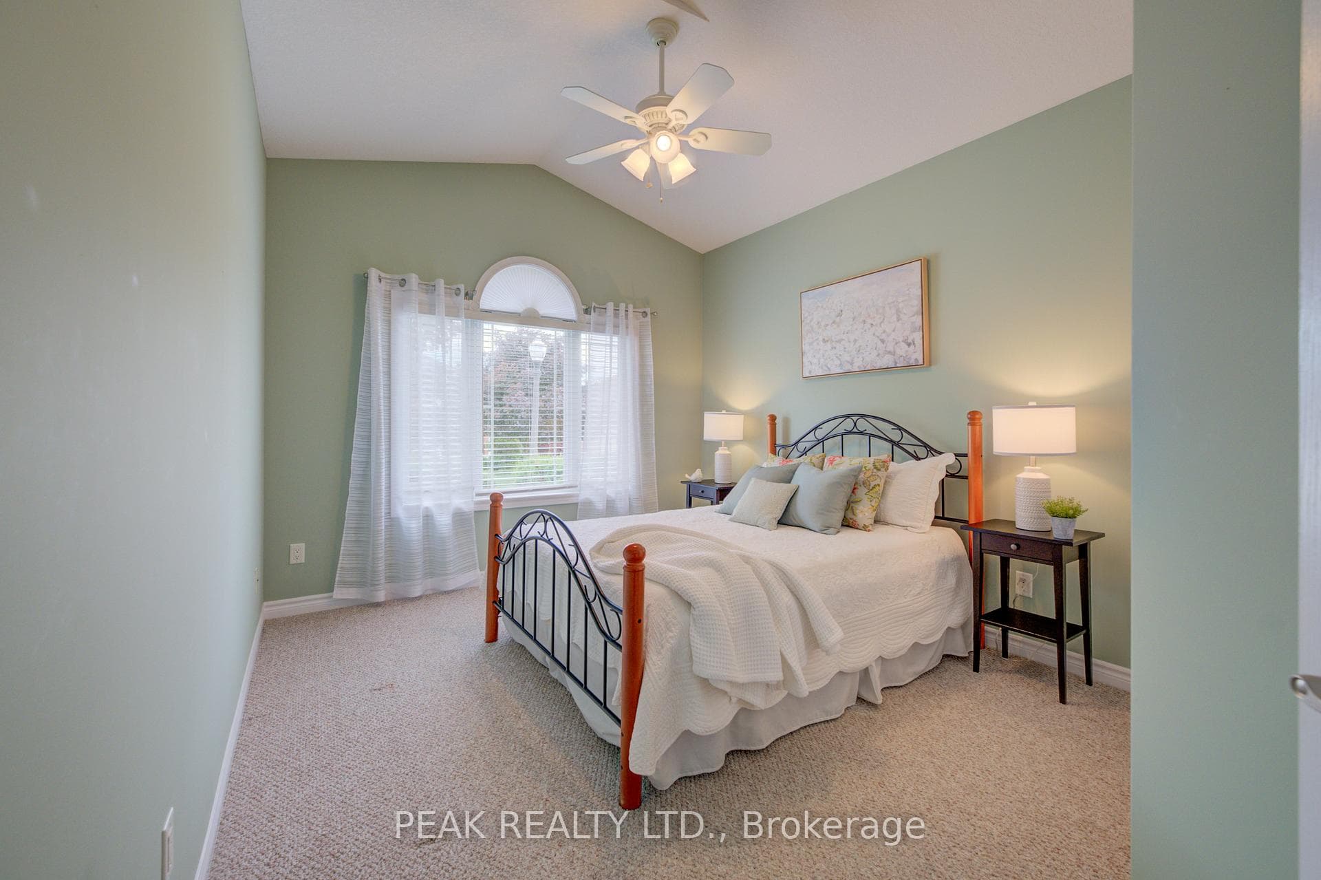 148 Devonshire Drive photo 25