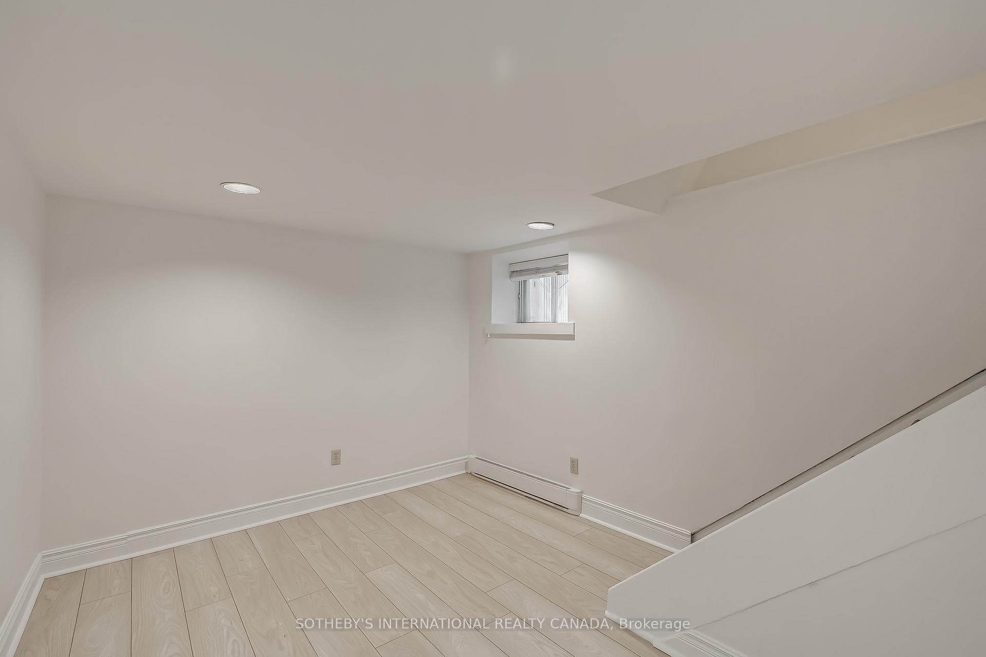 38 Browning Avenue Unit 1 photo 17