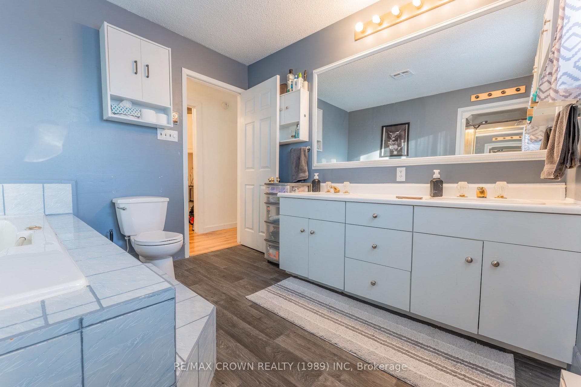 17 Champlain Crescent photo 19
