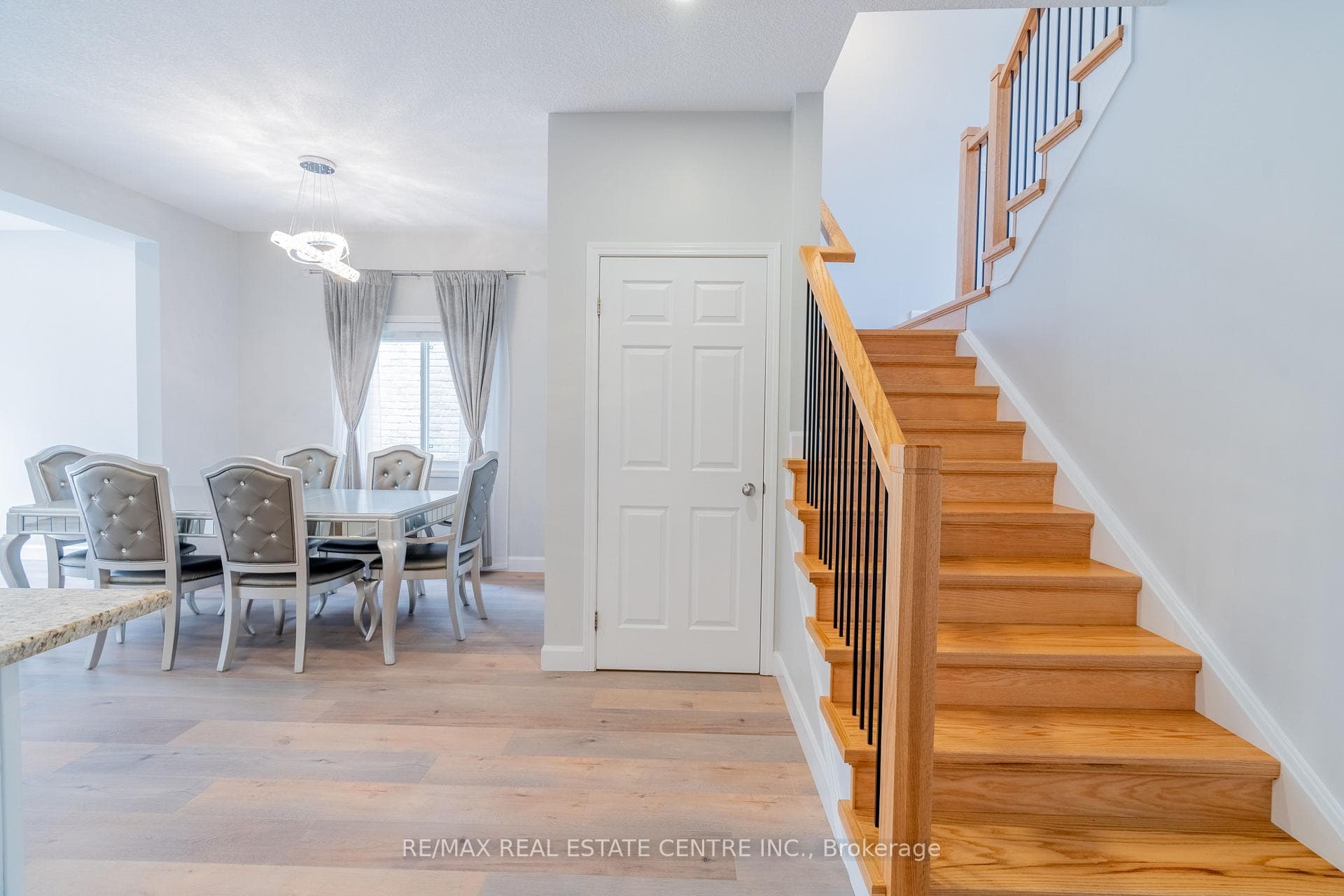 430 Woodbine Avenue photo 18