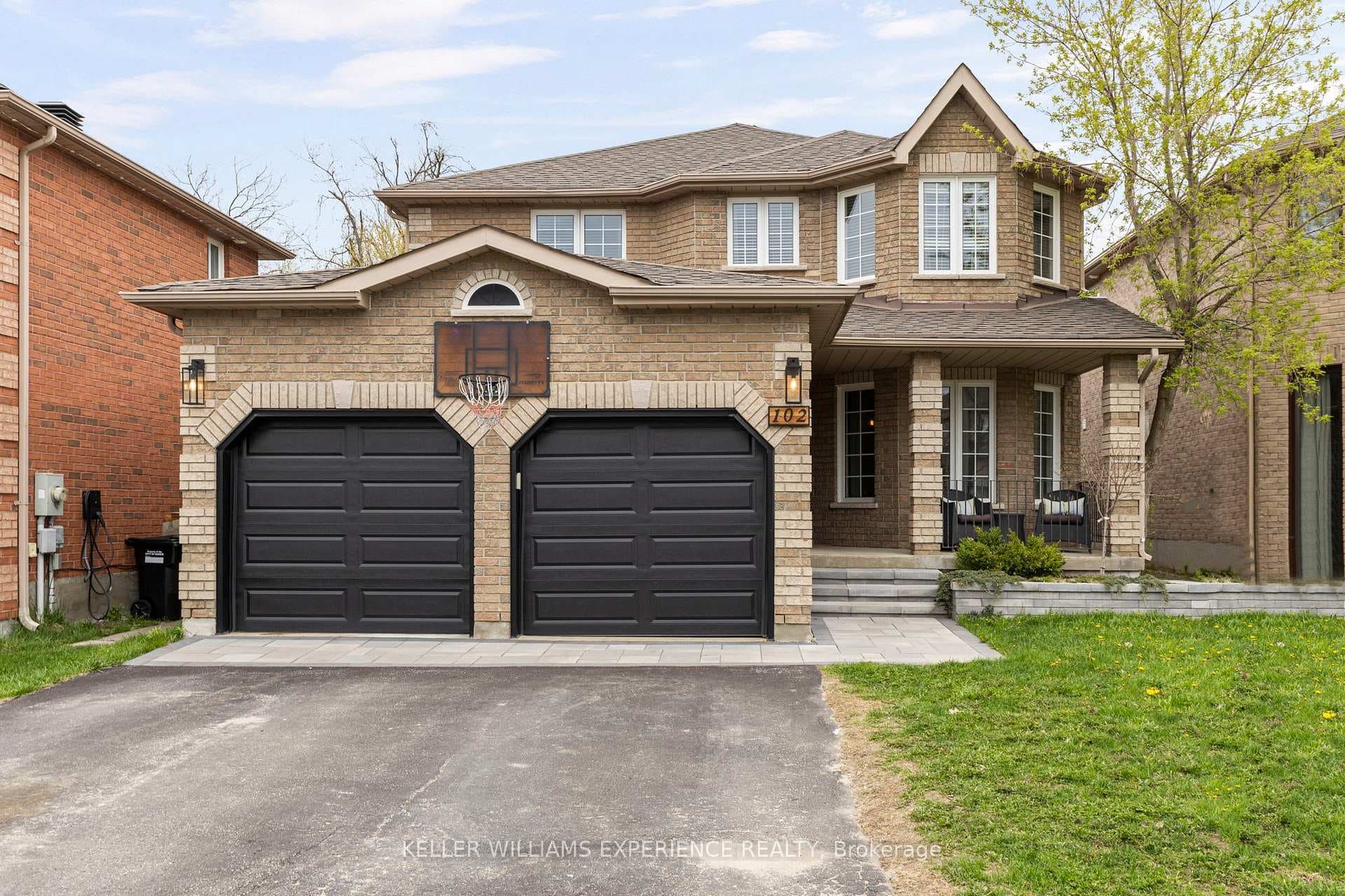 102 Country Lane photo 1