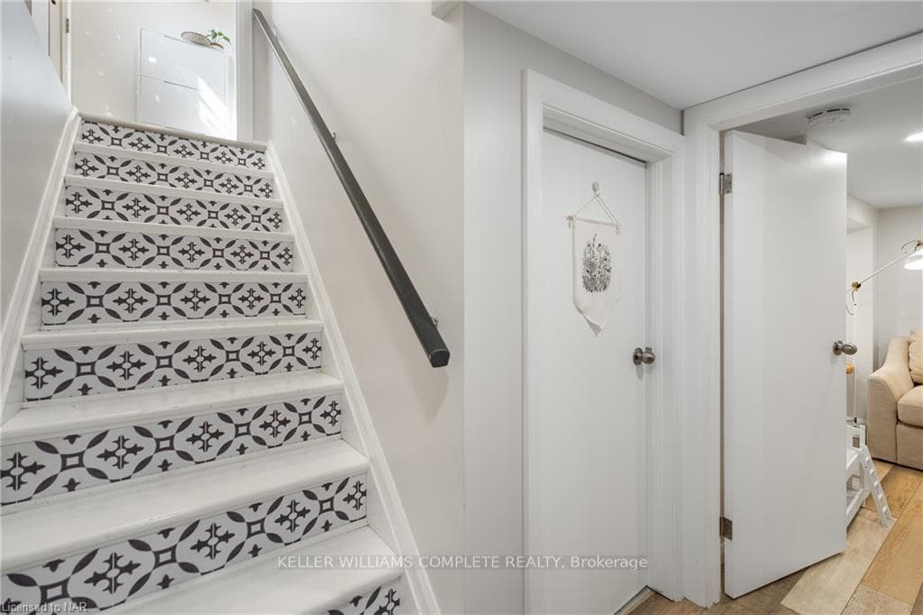 5792 Peer Street photo 20