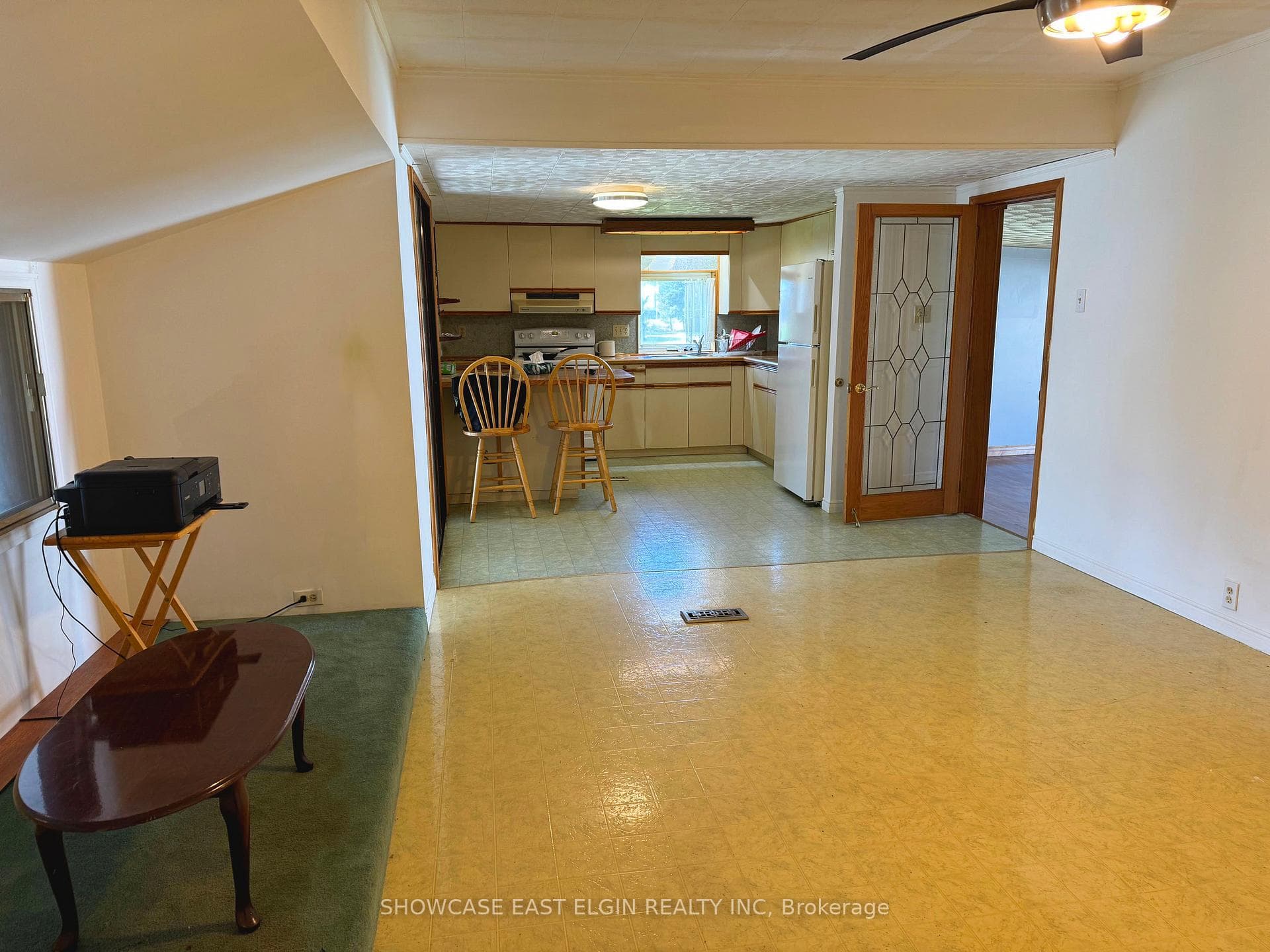4 Willowdale Avenue photo 5