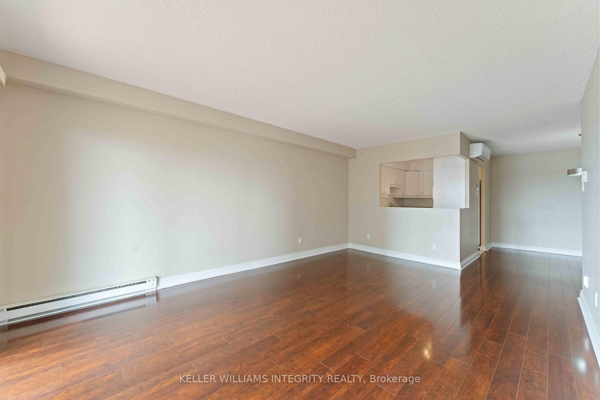 158B MCARTHUR Avenue Unit 701 photo 9