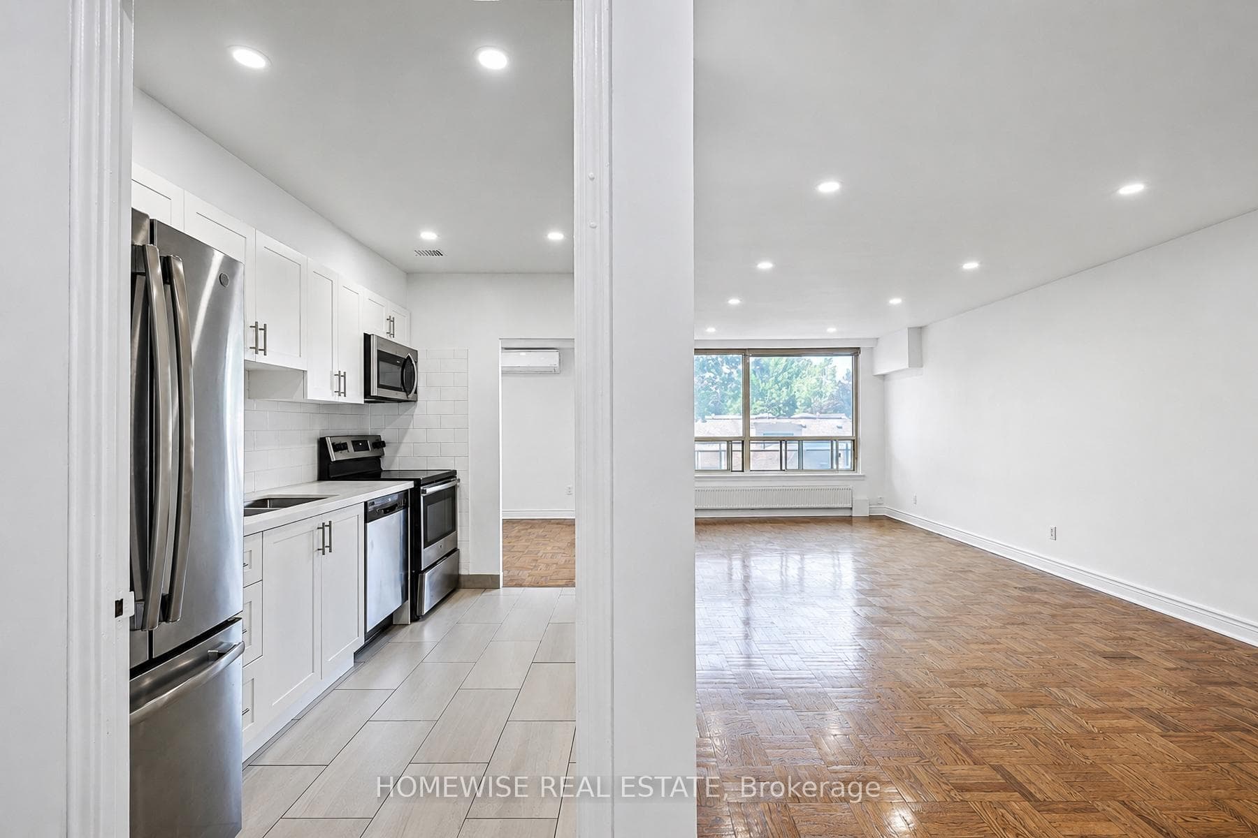 2500 Bathurst Street Unit 401 photo 10