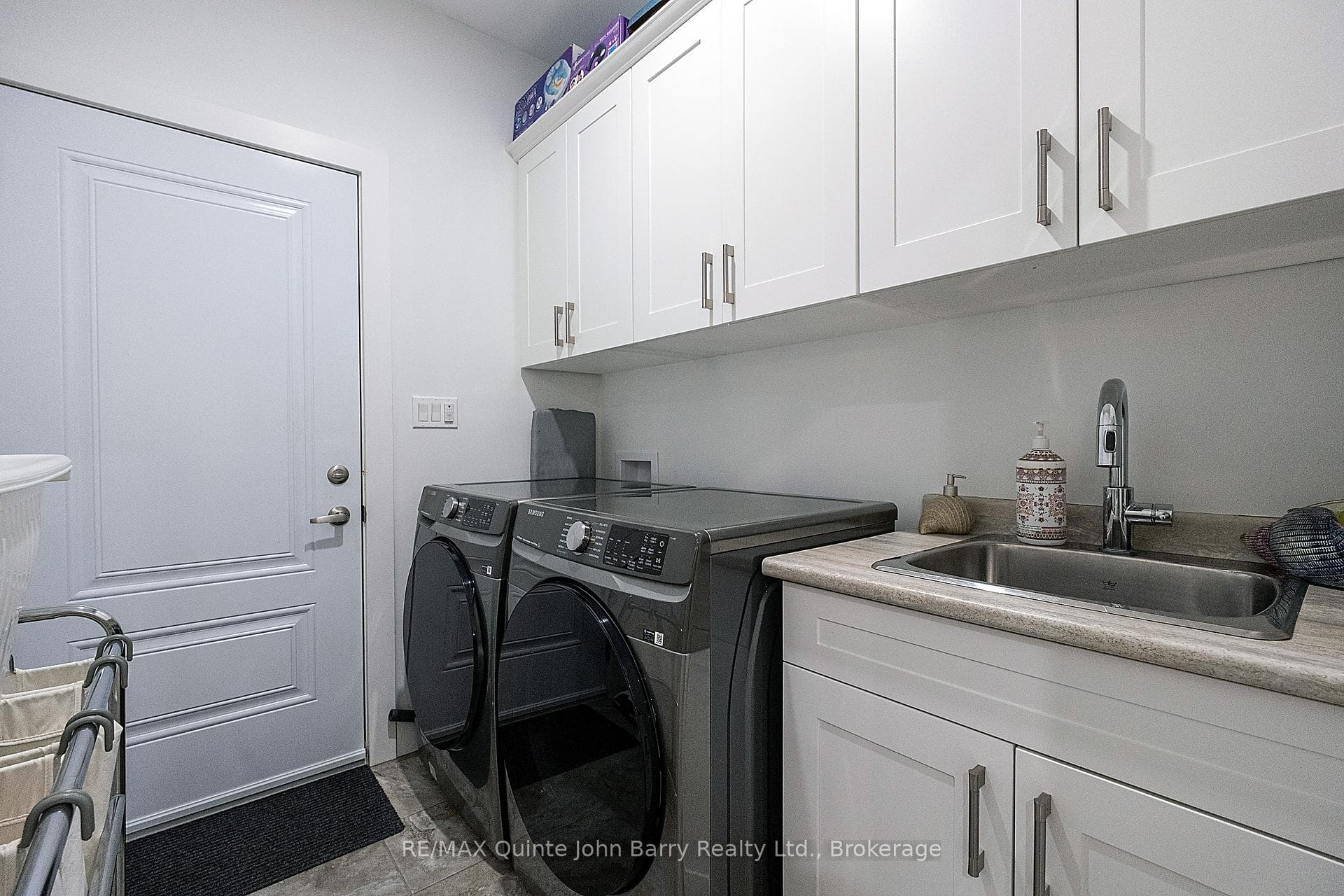 46 Birchmount Street photo 24