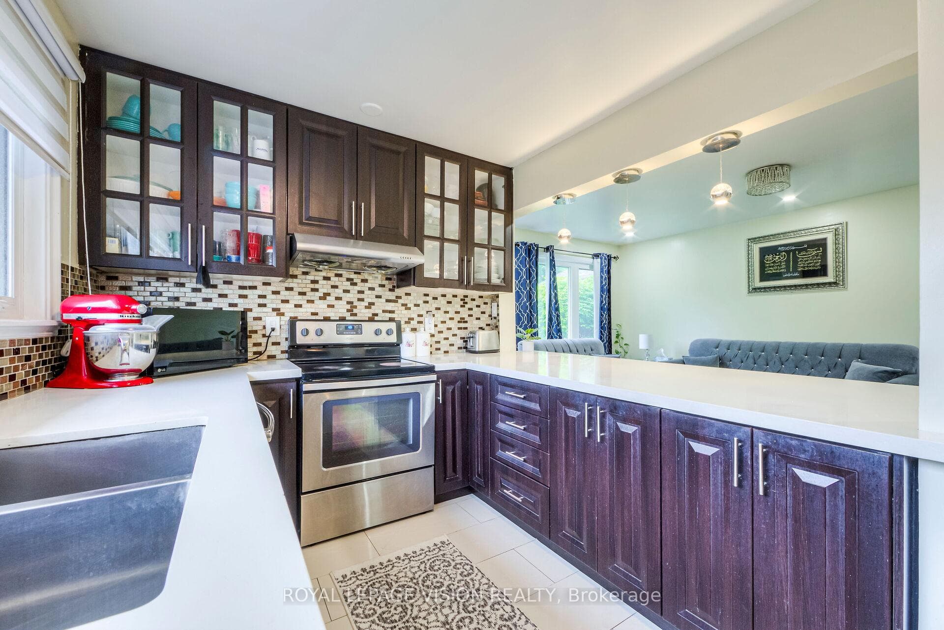 10 Bow Valley Drive photo 12