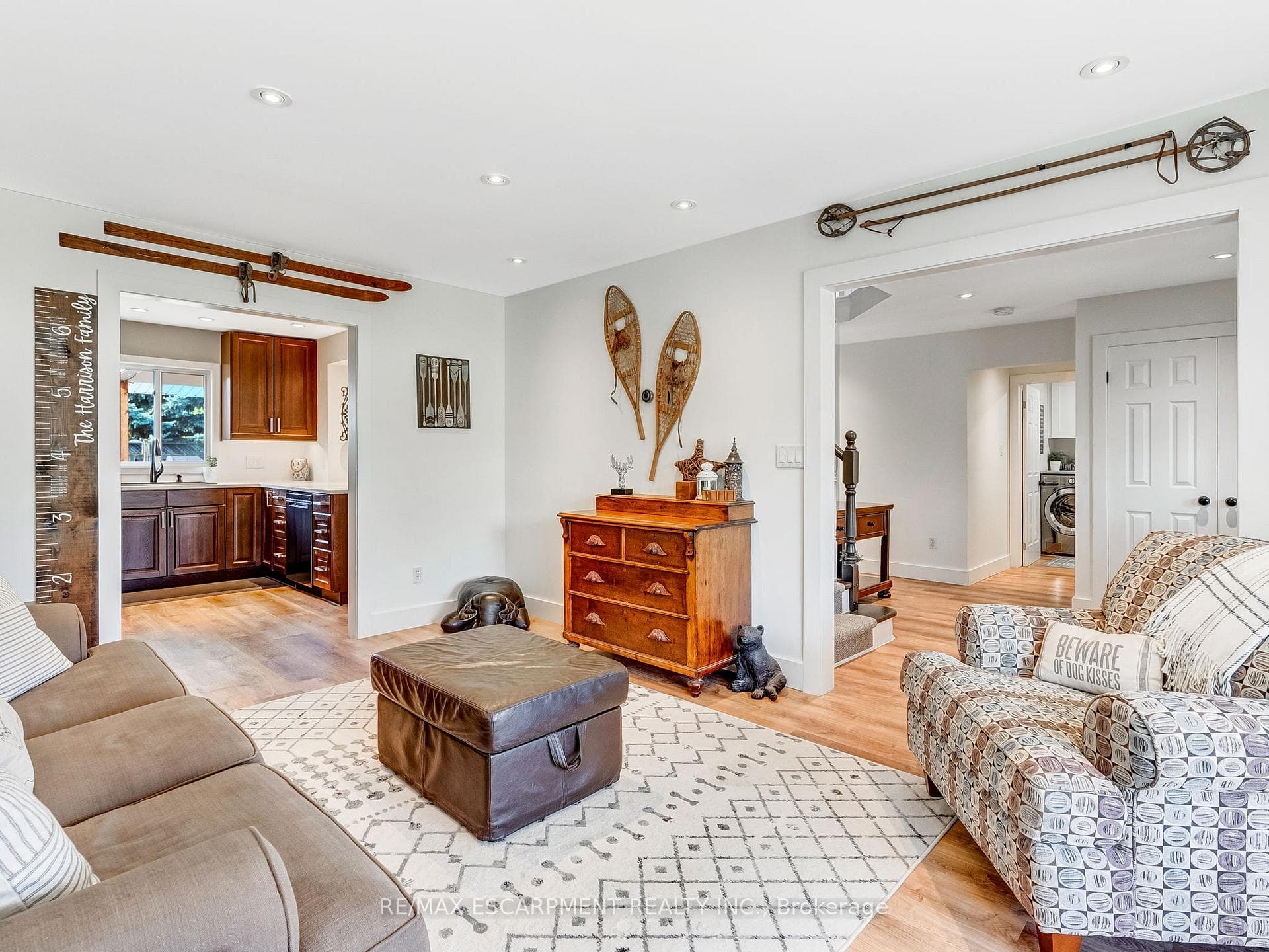 65 Dunrobin Drive photo 15