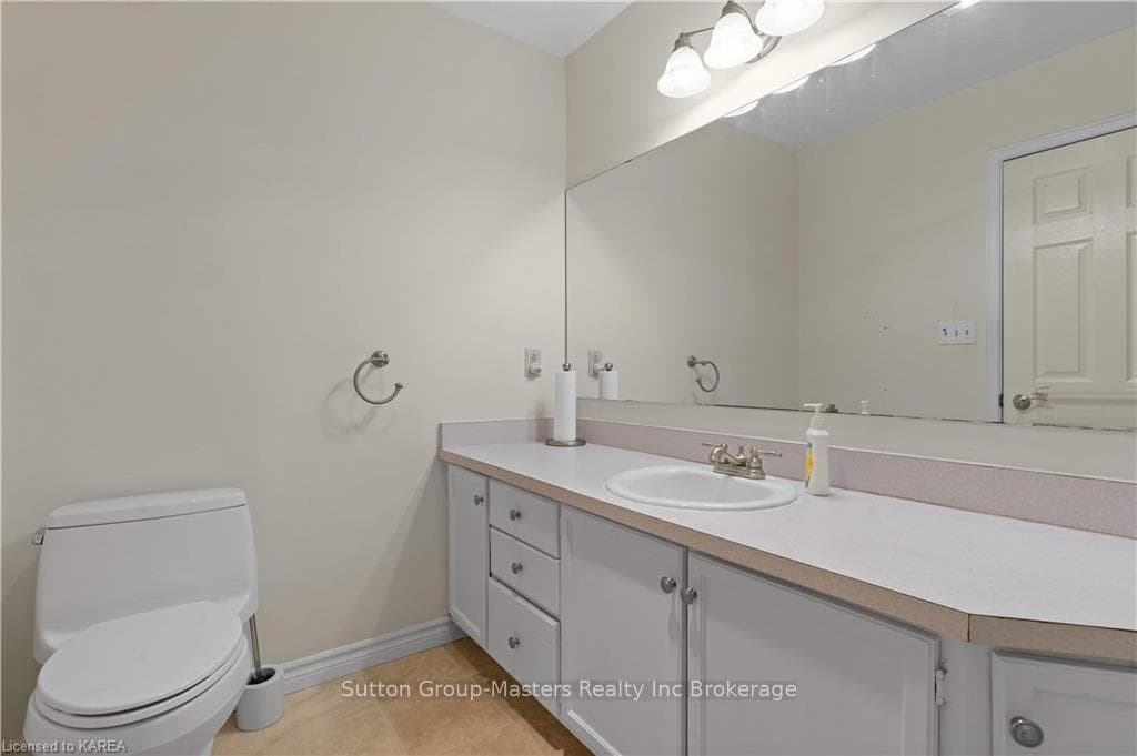 182 COLEBROOK Road photo 11