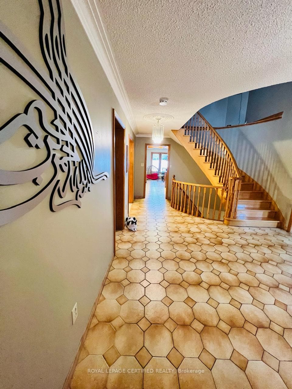 4261 Capilano Court photo 3