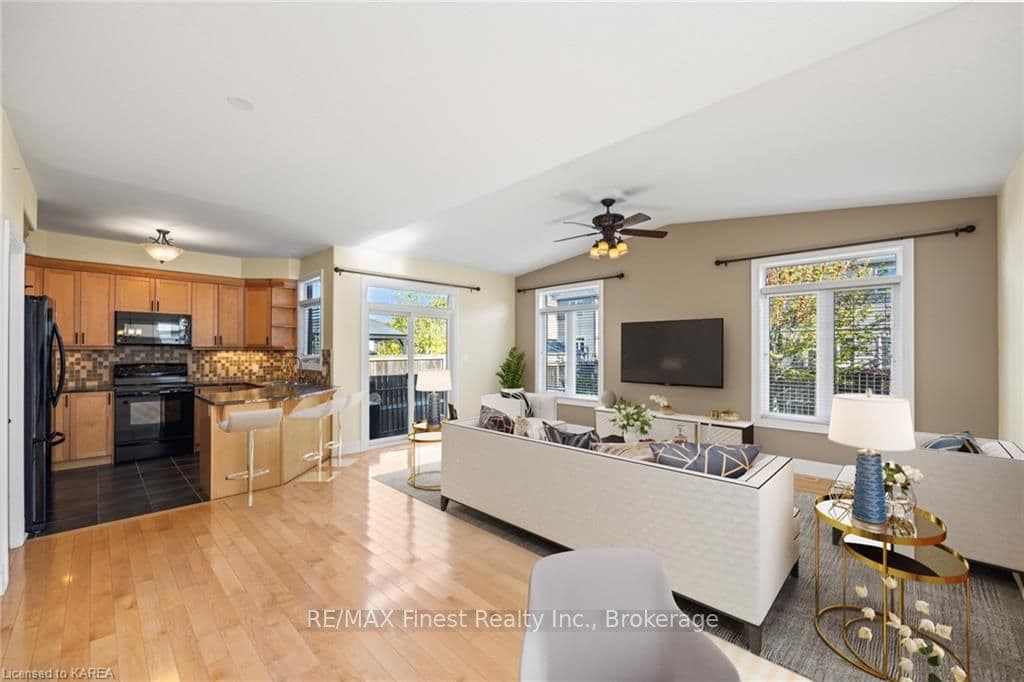 1332 GRACE Avenue photo 12